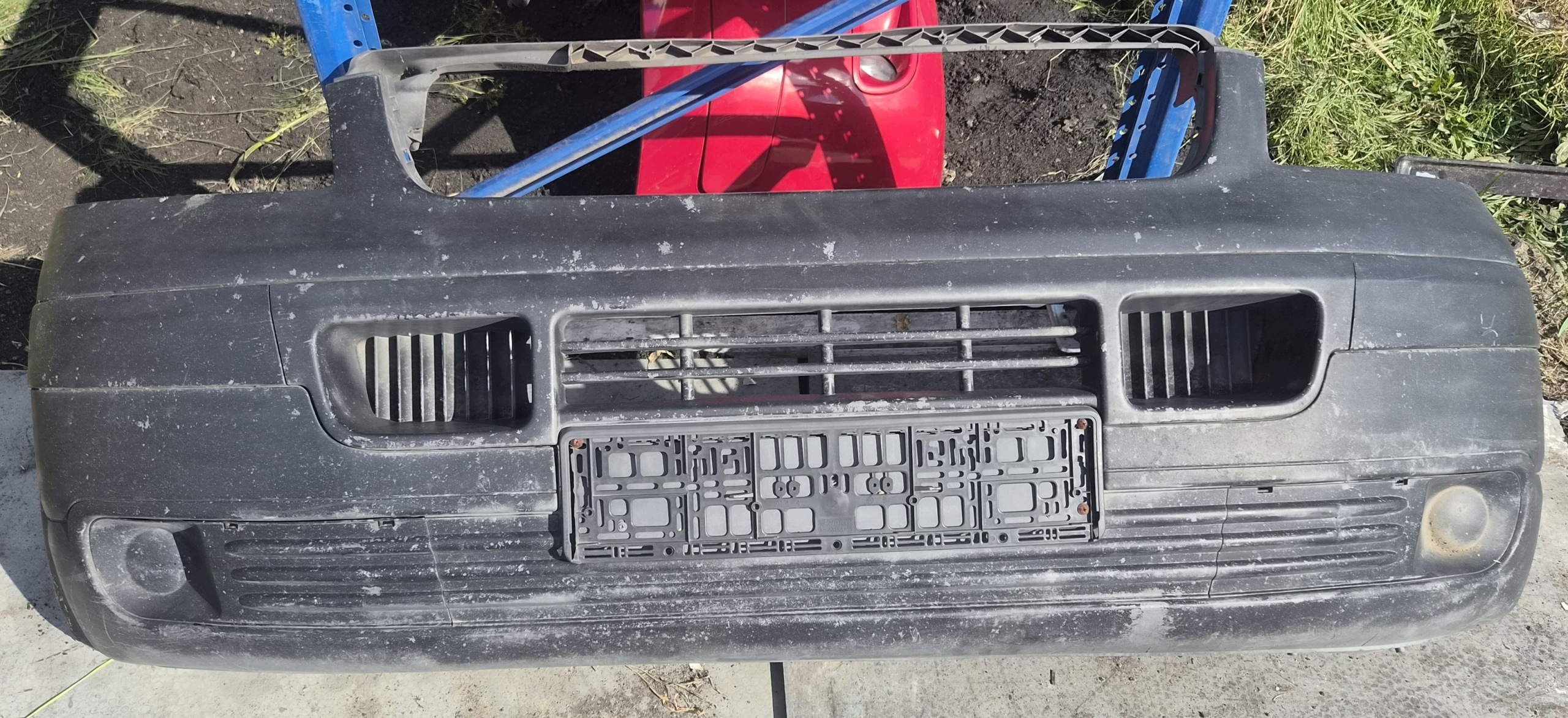 VW T5 Frontstoßstange vorne Transporter schwarzer struktura