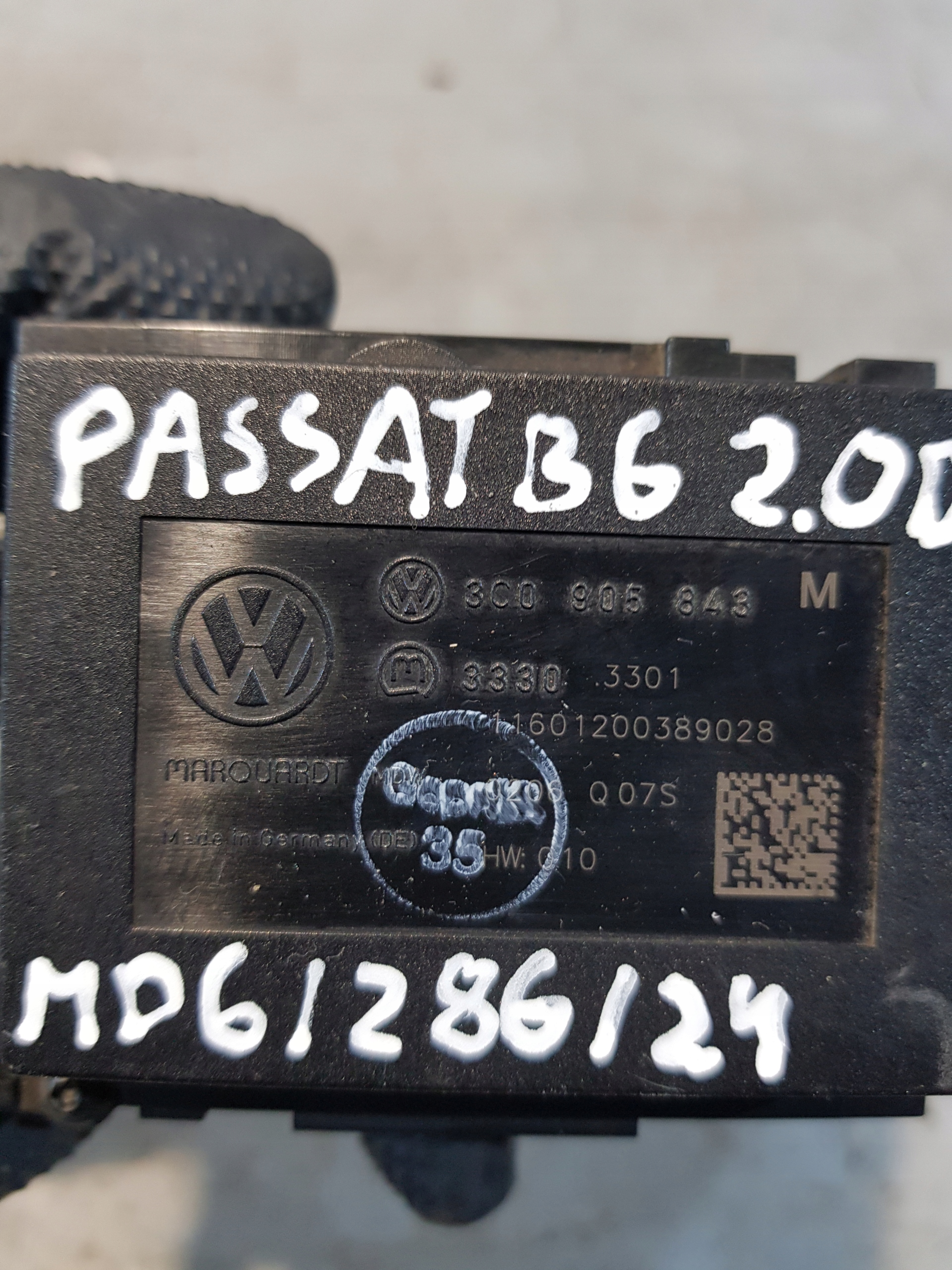 ignition key VW PASSAT B6 2.0 TDI