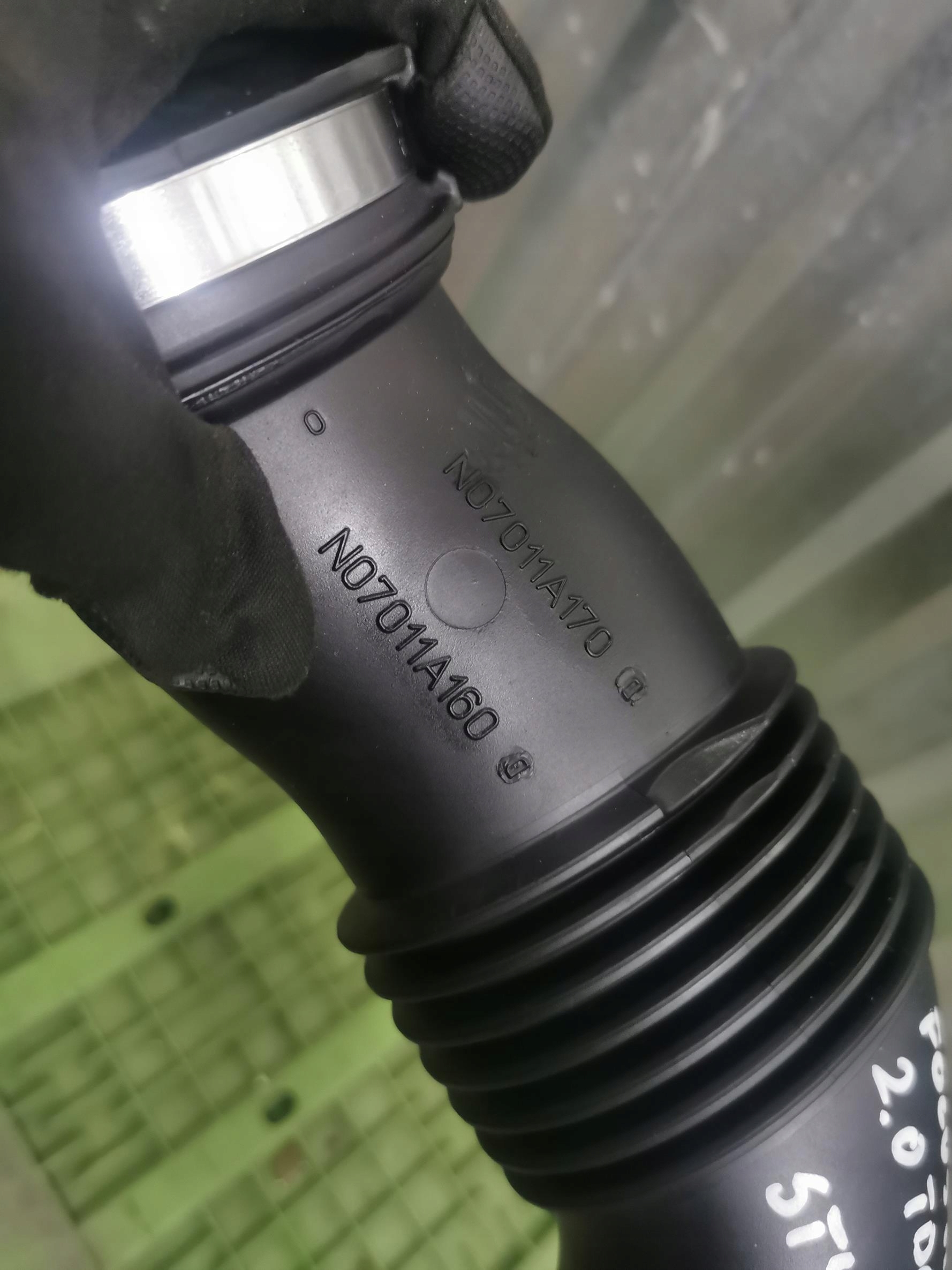 pipe wiring air FORD FOCUS MK3 2.0 TDCI AV61-12B624-B