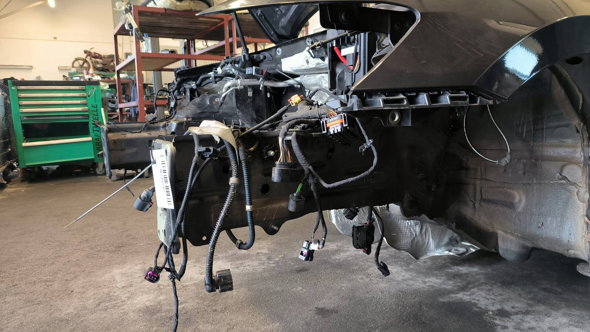 quarter left front LB7R VOLKSWAGEN PASSAT B8