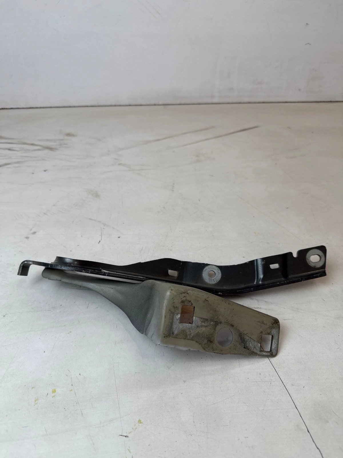 hinge bonnets front front left Peugeot 308 and T7