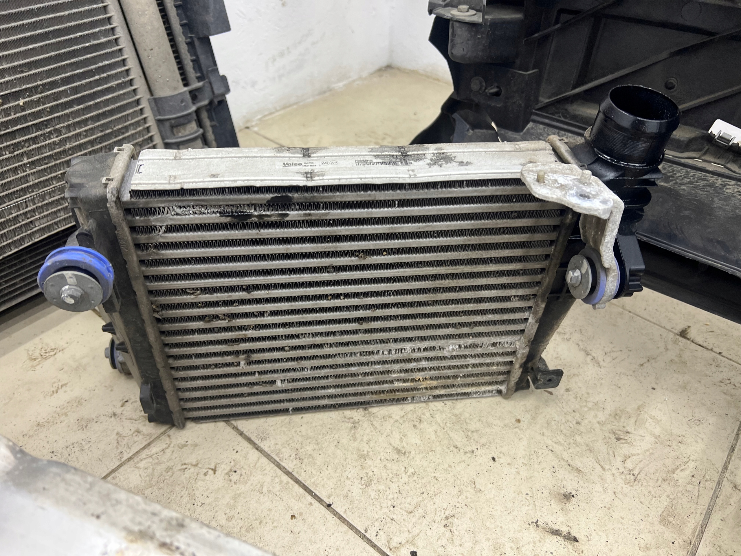 Opel Vivaro C Jumpy III 21R 1.5 BLUEHDI support panel for radiators complete radiator