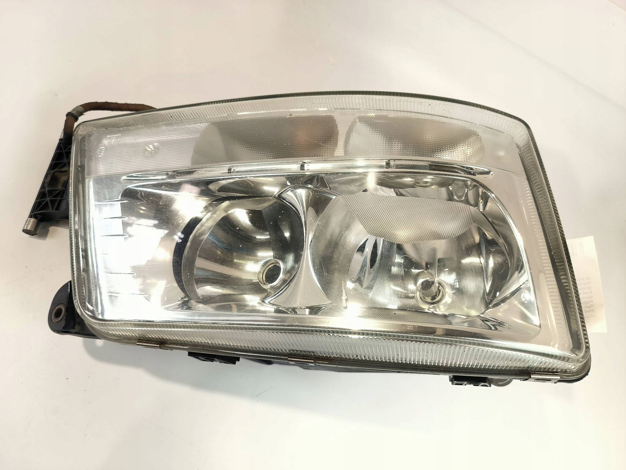light right front MAN TGX 18.440