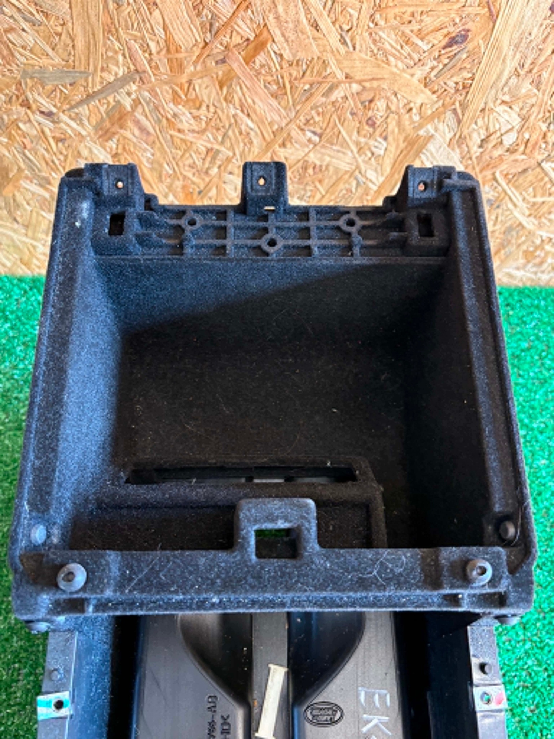 TUNEL central armrest LAND RANGE ROVER EVOQUE L538 gj3219e766ab