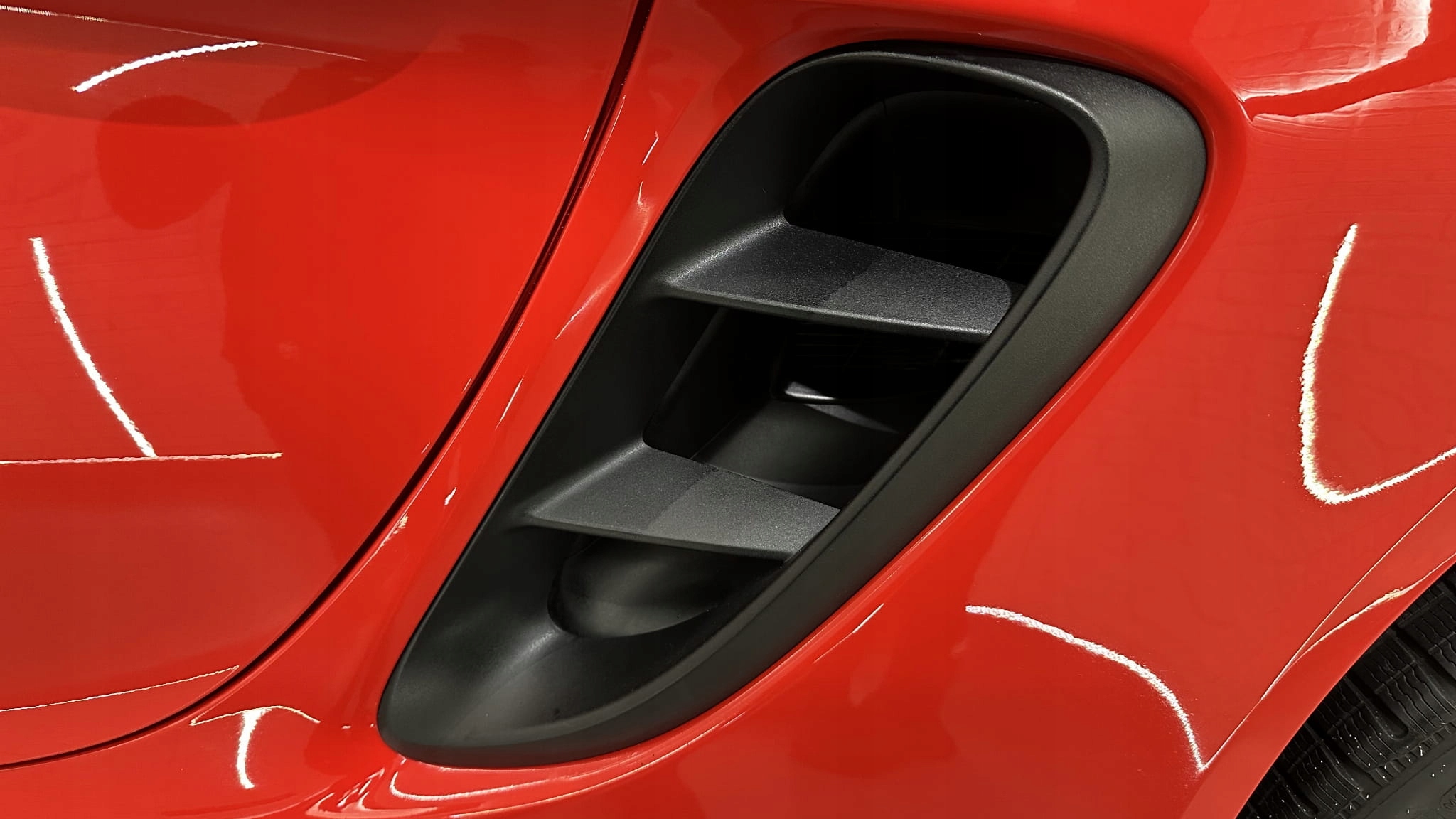 SWAG EXTERIOR PLASTIC TIRE DRESSING GEL CZERNIDŁO DO OPON PLASTIKÓW GUMY Pojemność 150 ml