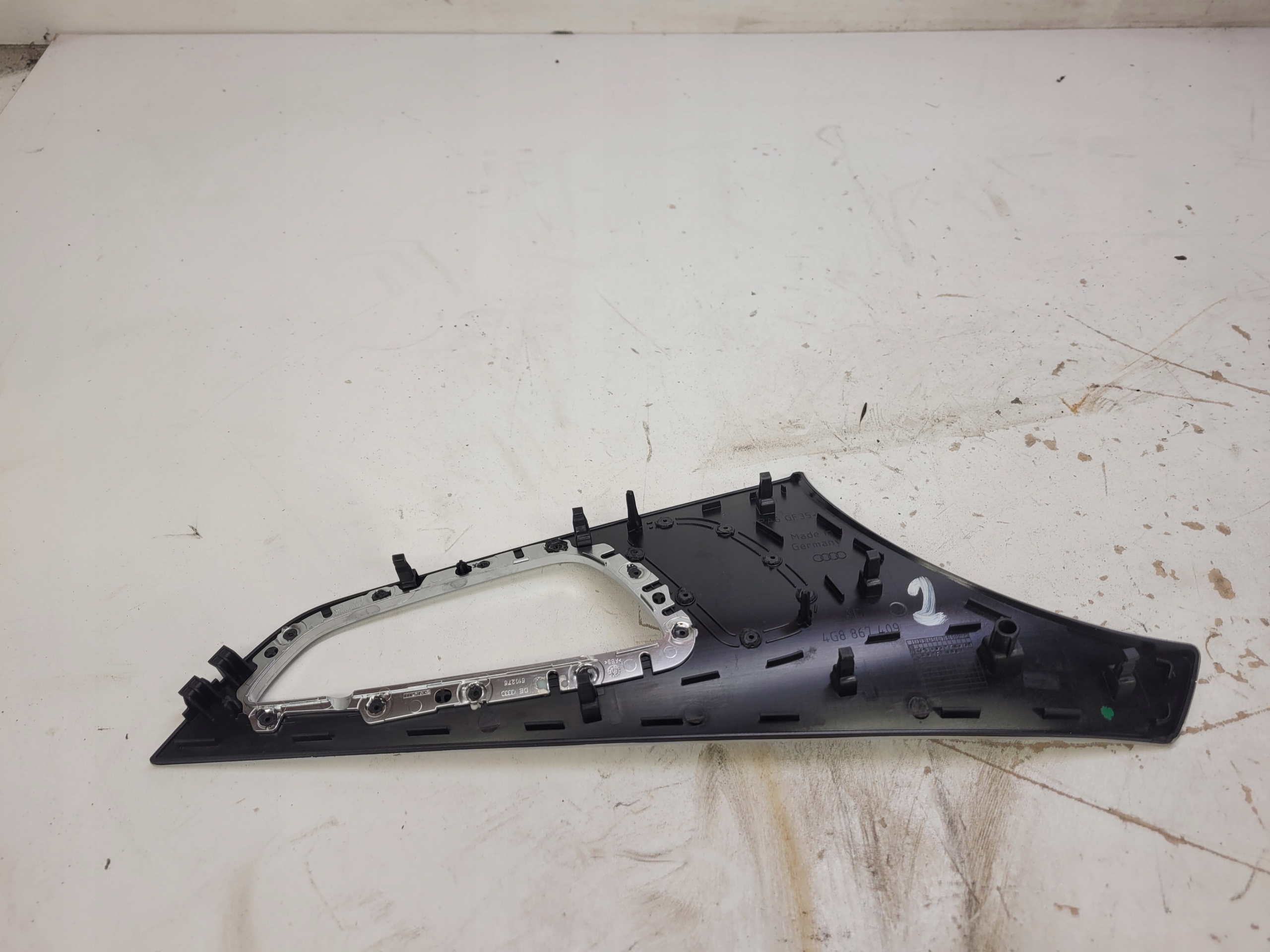 moulding DEKOR door AUDI A7 4G left front 4G8867409