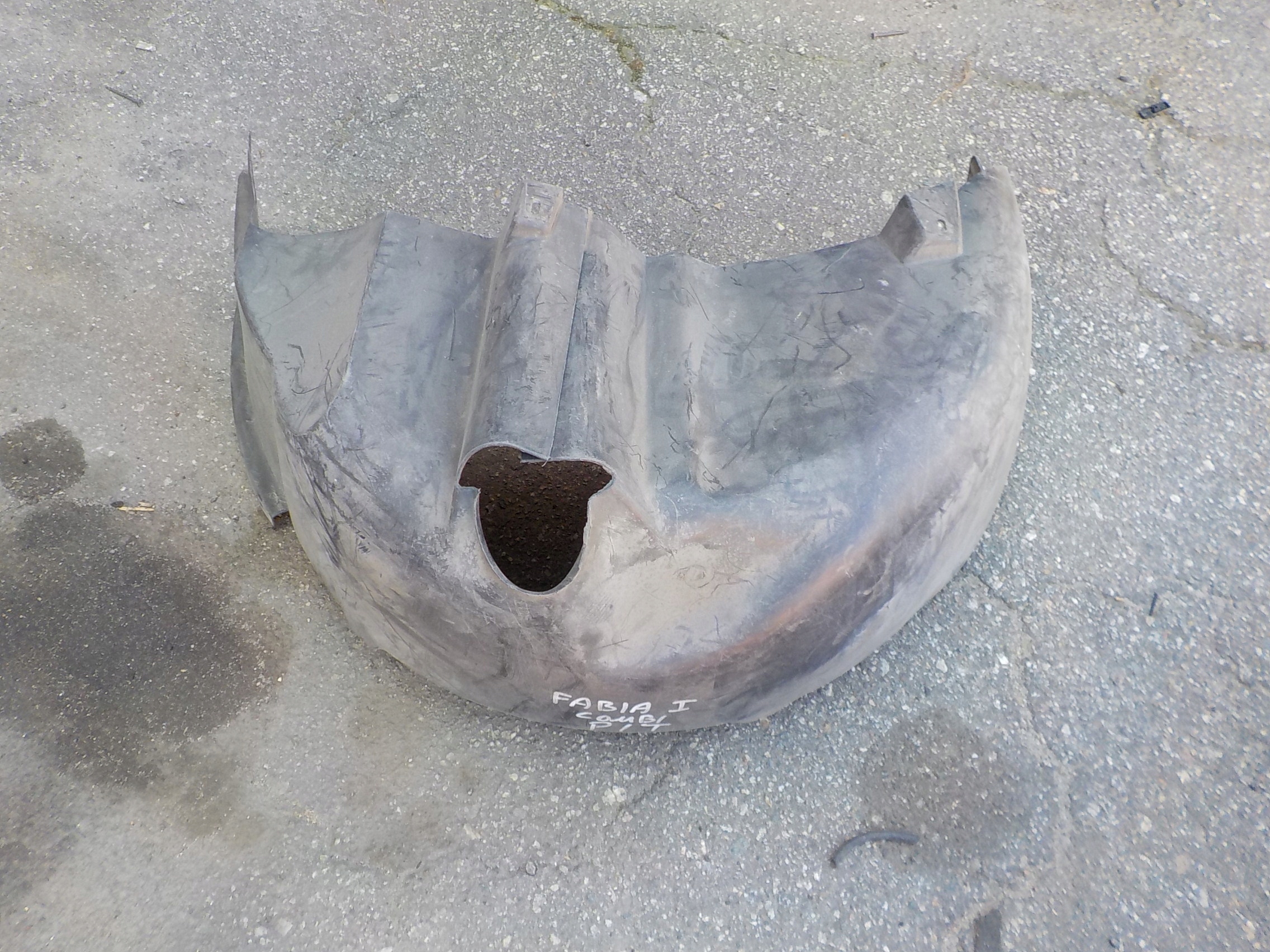 mudguard right rear part skoda fabia and kombi