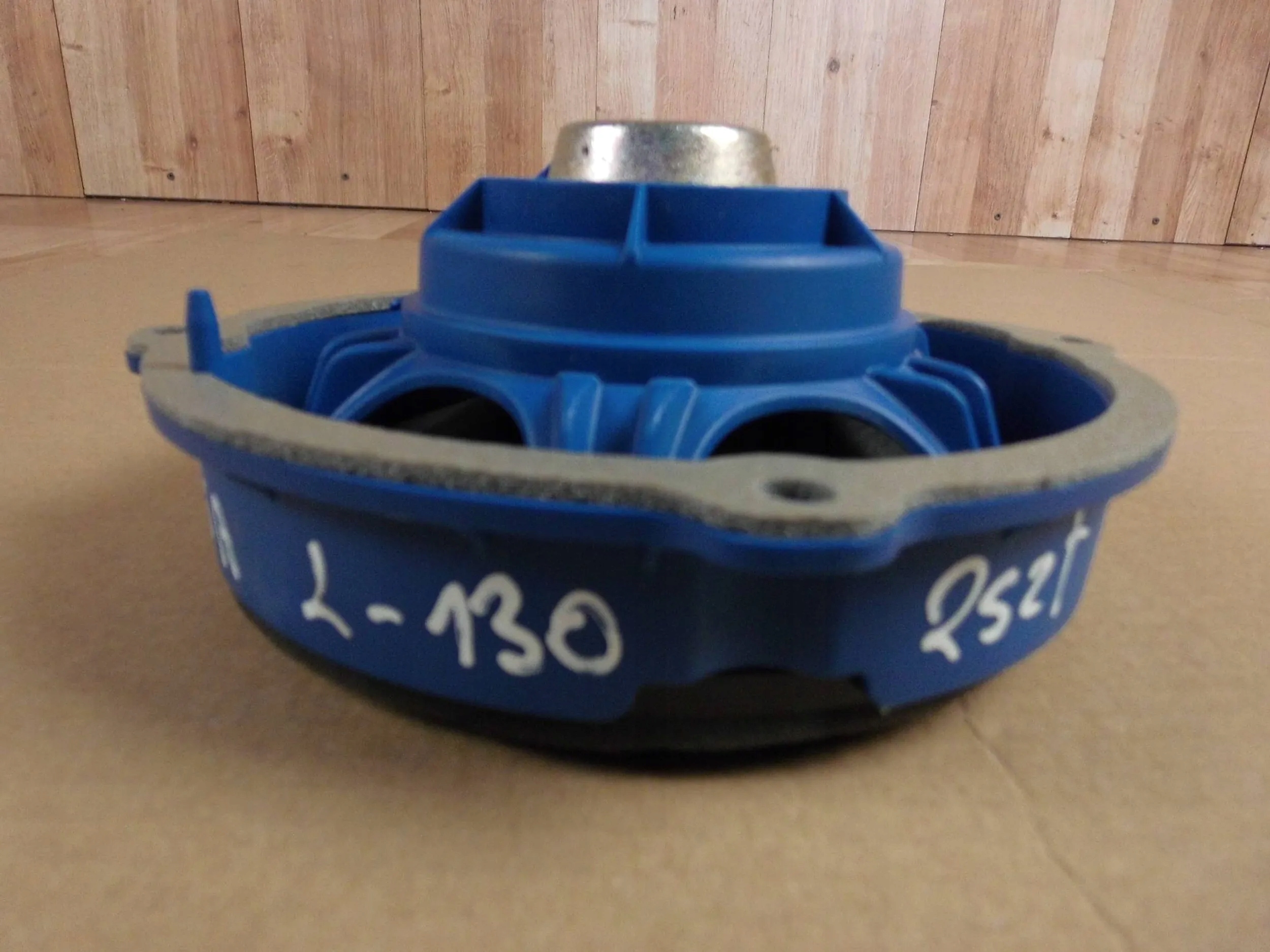 Hyundai Santa Fe IV speaker KRELL rear part