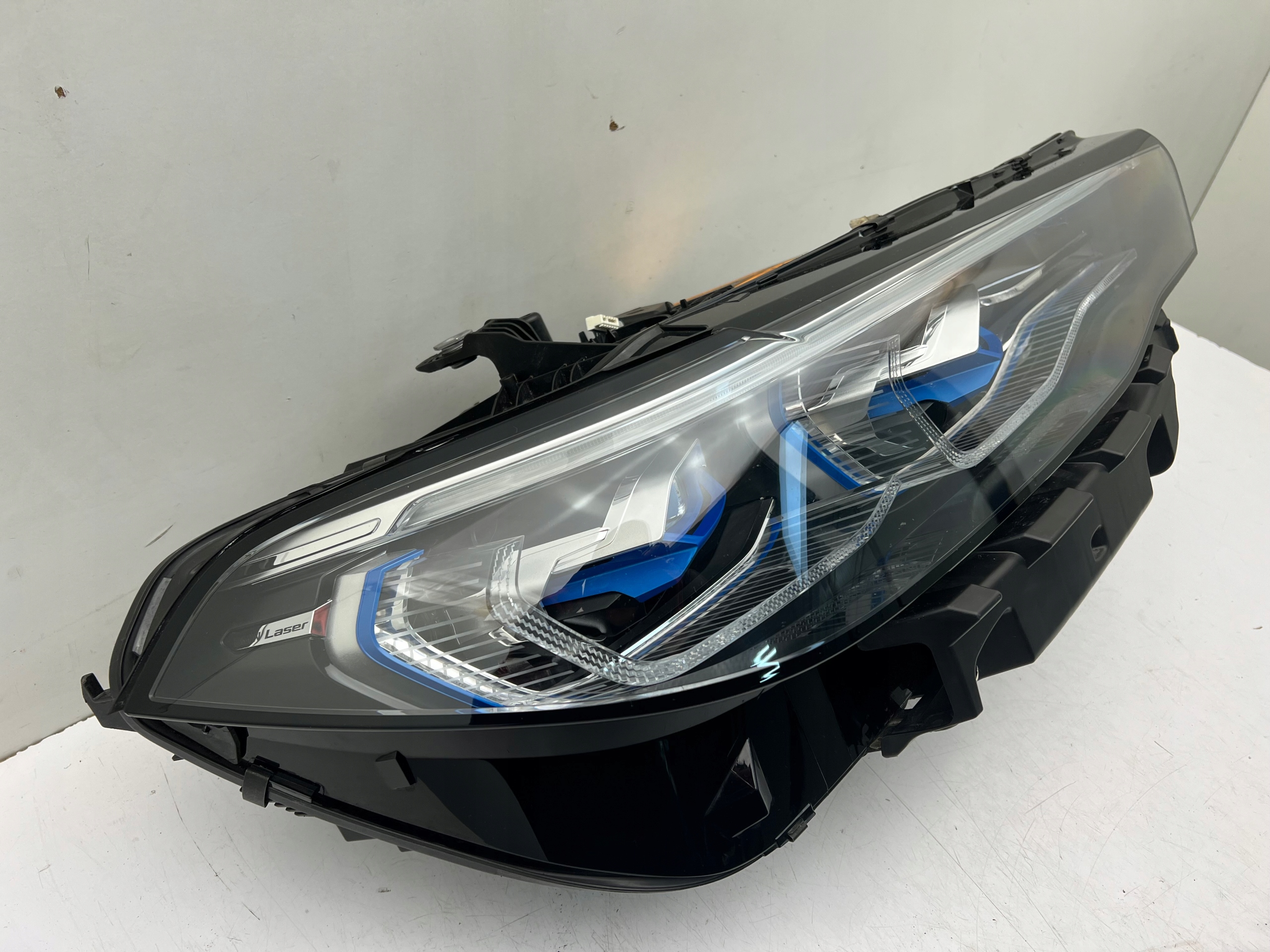 BMW X7 G07 LAMPA PRZEDNIA PRAWY FULL LED LASER Strona zabudowy prawa