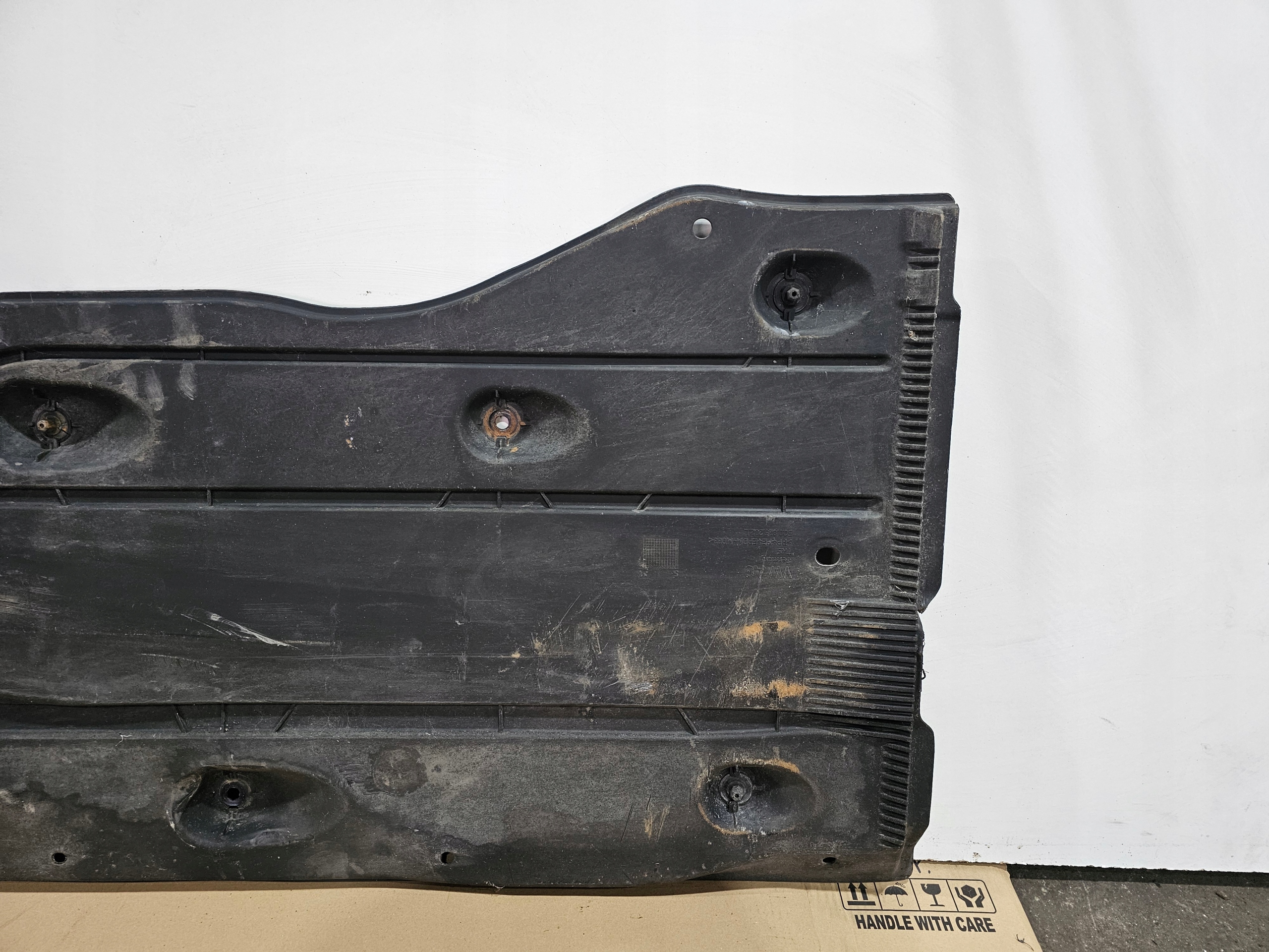 BLENDE ABDECKUNG ABDECKUNG UNTERFAHRSCHUTZ RECHTS AUDI A3 8V 5Q0825202L