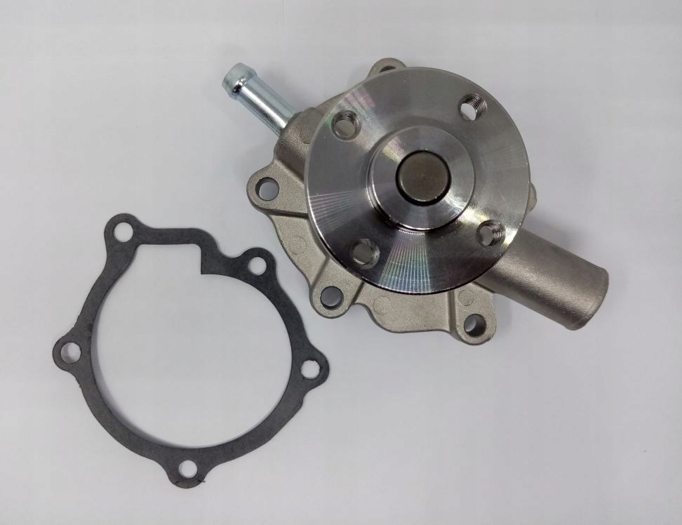Pompa wody Kubota Z402 Z482 Z602 Aixam 500 Microcar