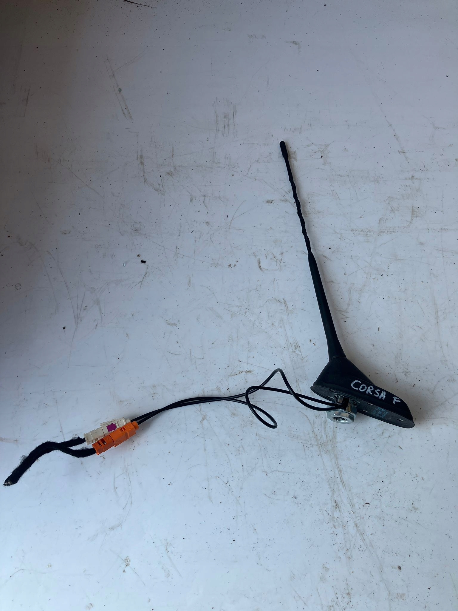 Antenne Toit CORSA F 39166312