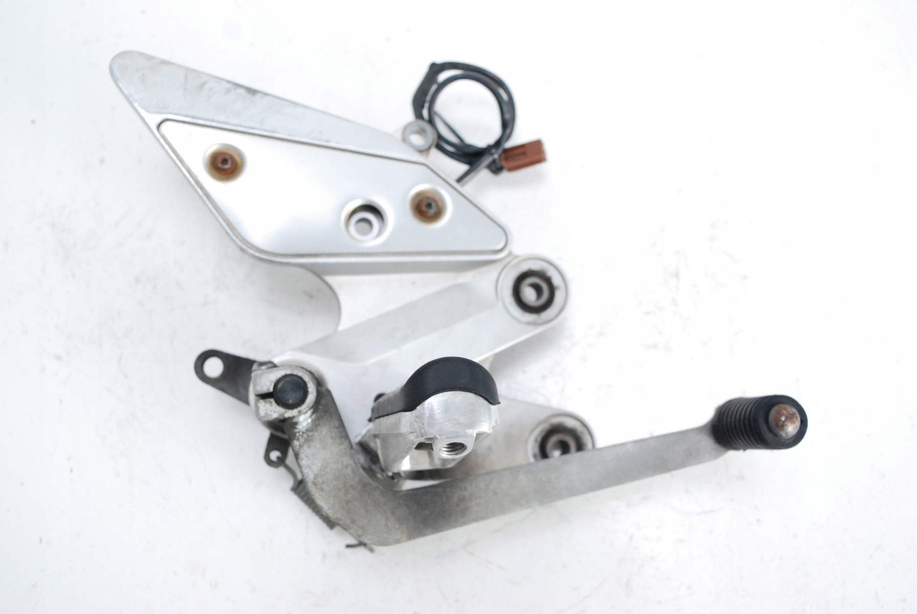 Набір для ніг передній правий YAMAHA FZ6 S2 Fazer