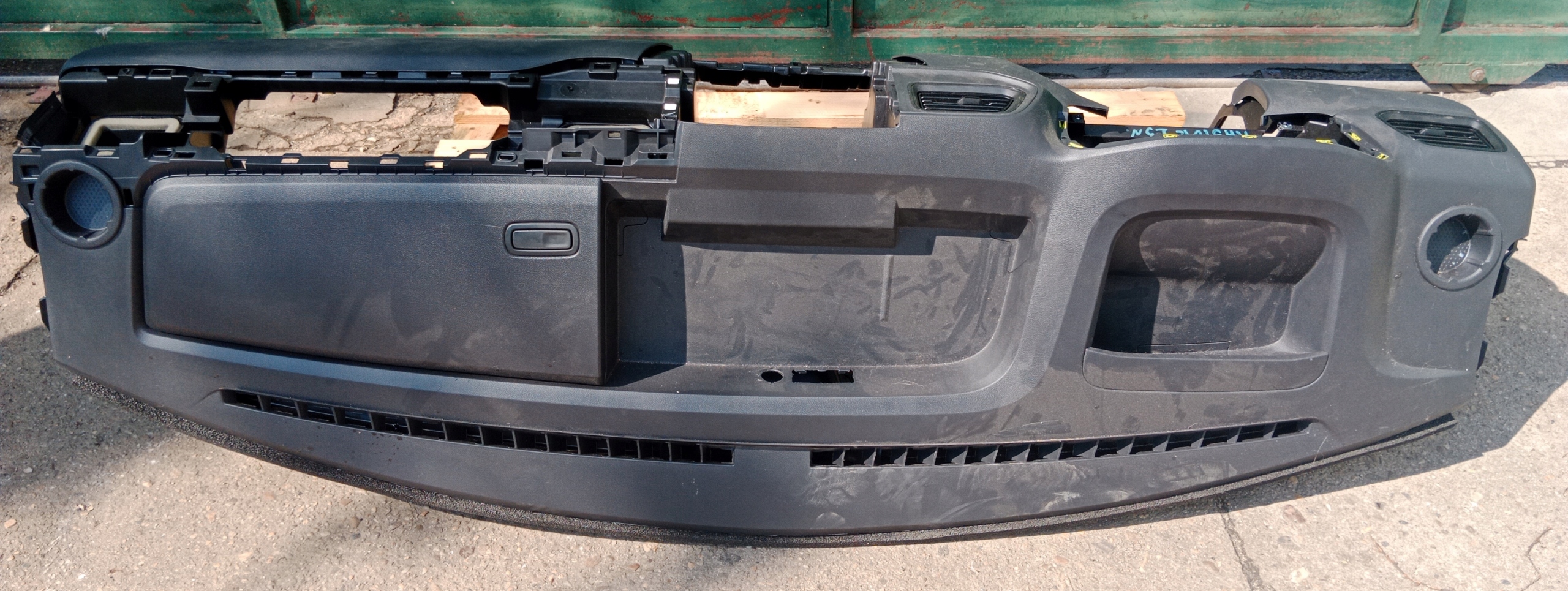 RENAULT MASTER III LIFT IV 23R dashboard instrument panel console PULPIT