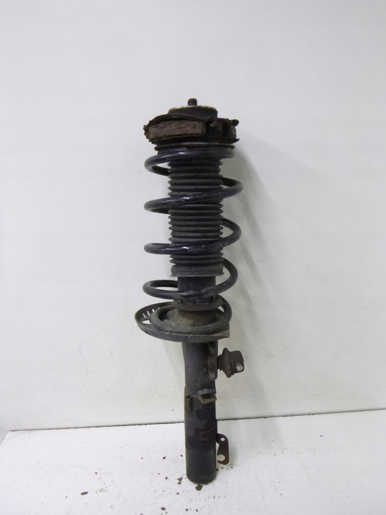 shock absorber front Volkswagen Polo 9N 1.2 04r.