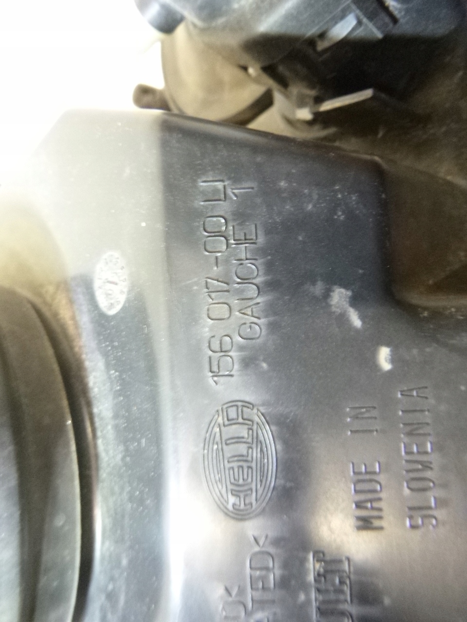light front Renault Clio II Lift 03. HELLA
