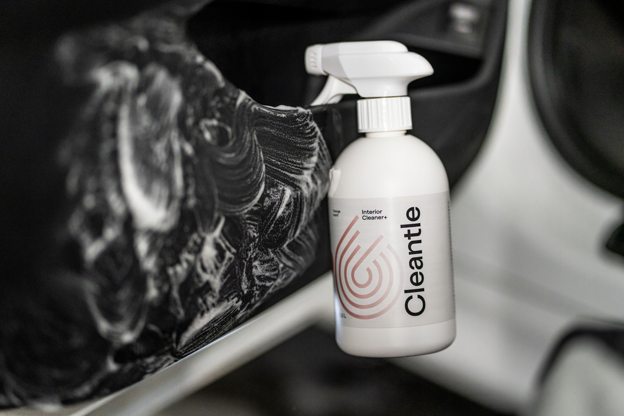 CLEANTLE INTERIOR CLEANER Czyszczenie wnętrz 500ml Pojemność opakowania 500 ml