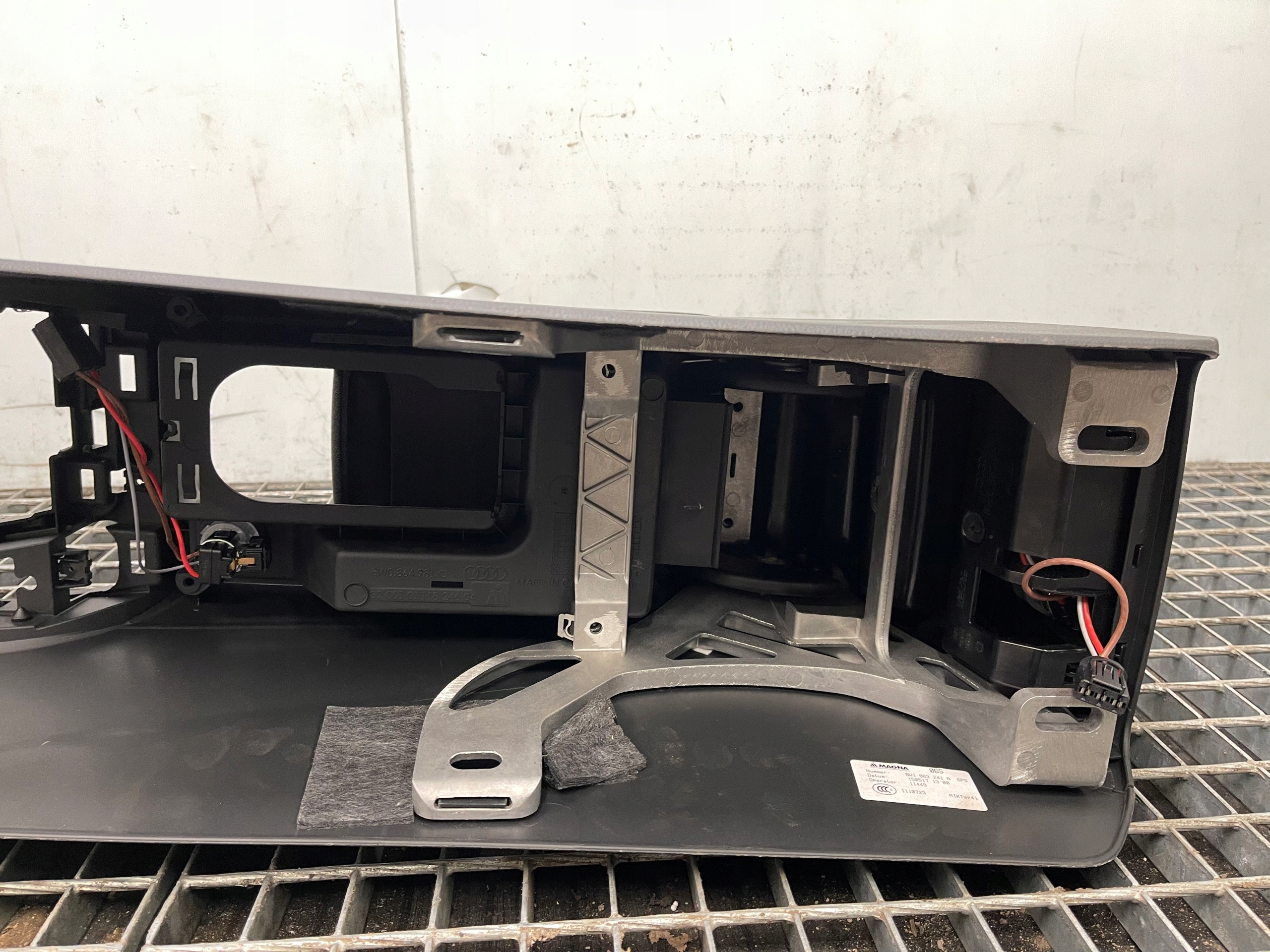 TUNEL bracciolo EUROPA Originale 8W1 AUDI A4 B9 8W
