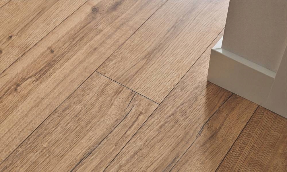 Listwa Przypodłogowa VOX ESPUMO ESP 201 Listwy Podłogowe ESP201 Biała 2.4m Szerokość 16 mm