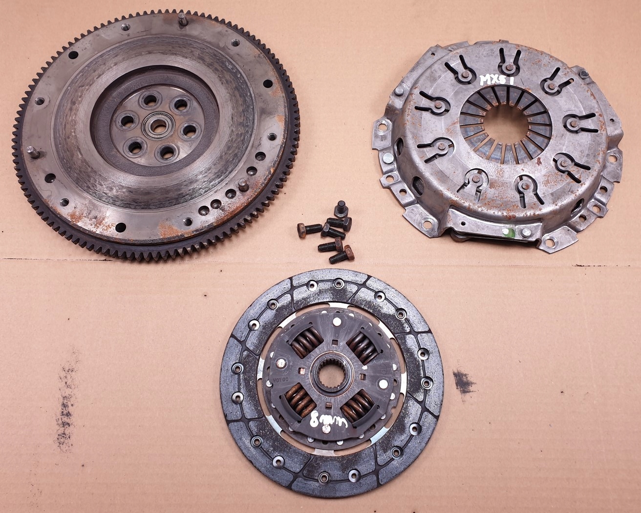 СЦЕПЛЕНИЕ В СБОРЕ ДЛЯ MAZDA MX-5 И НА 411913600