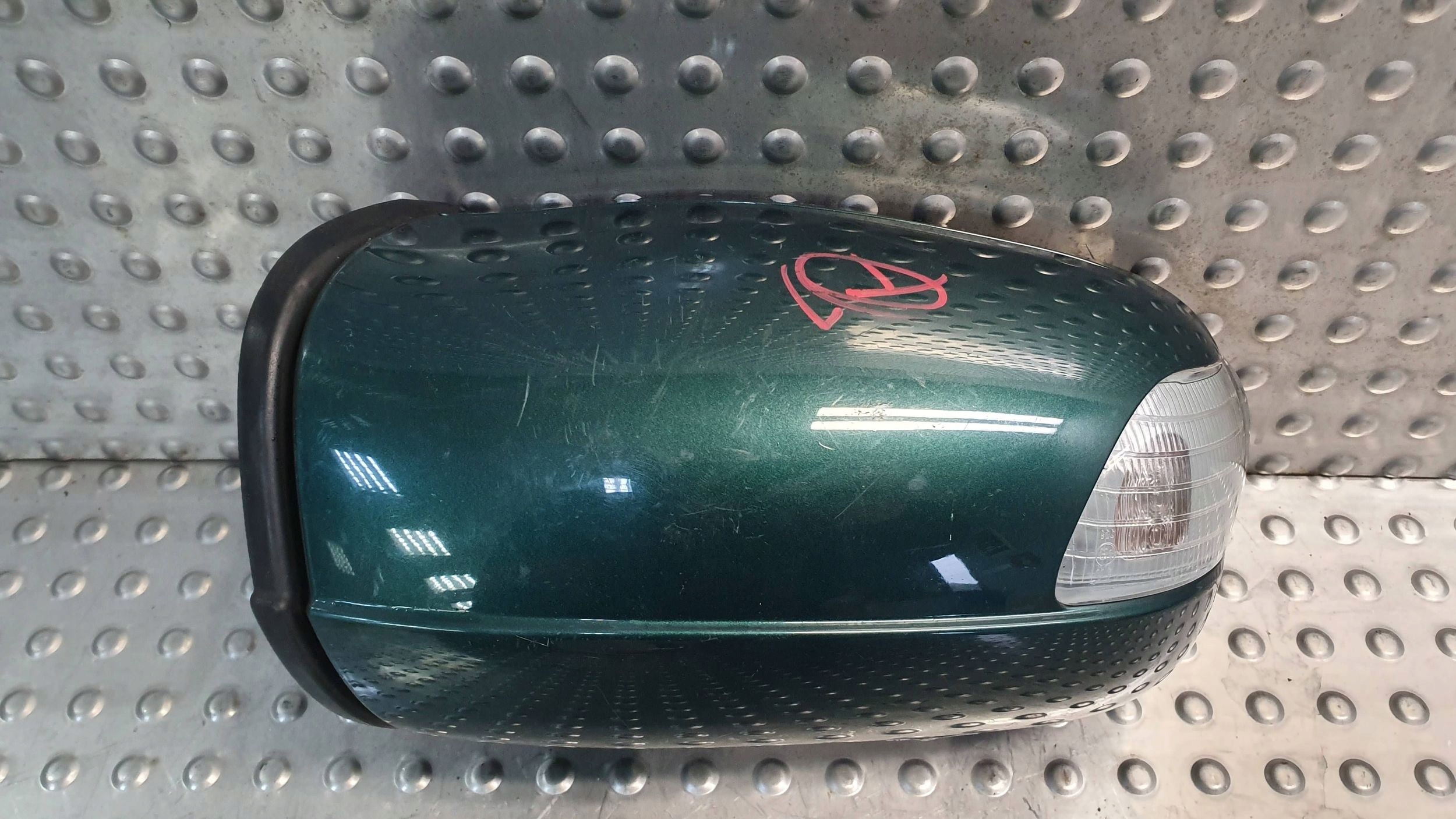 mirror left MERCEDES E-KLASA W210 9 PIN 2108108516 95