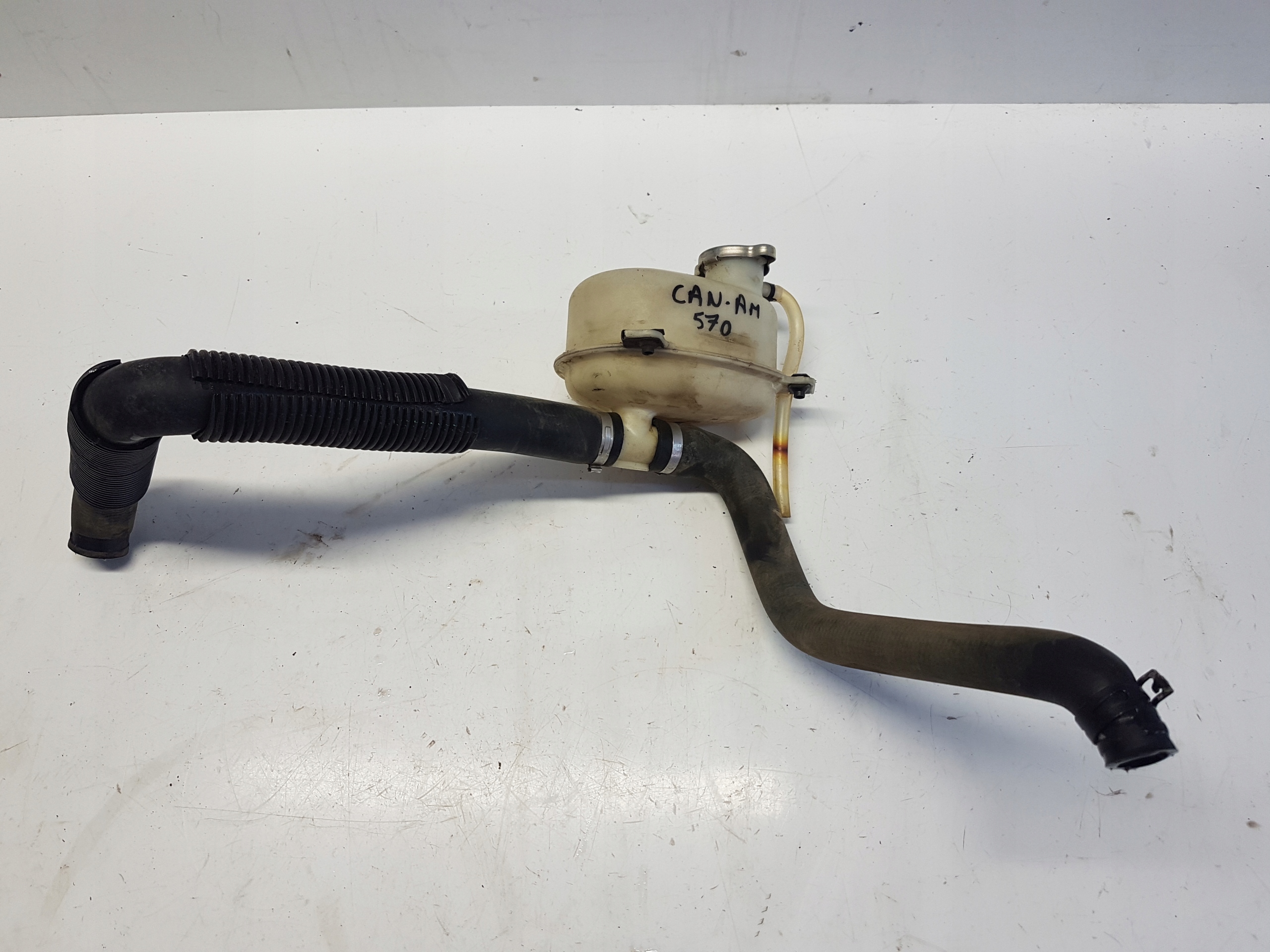 CAN-AM OUTLANDER G2 2018 zbiornik wyrównawczy