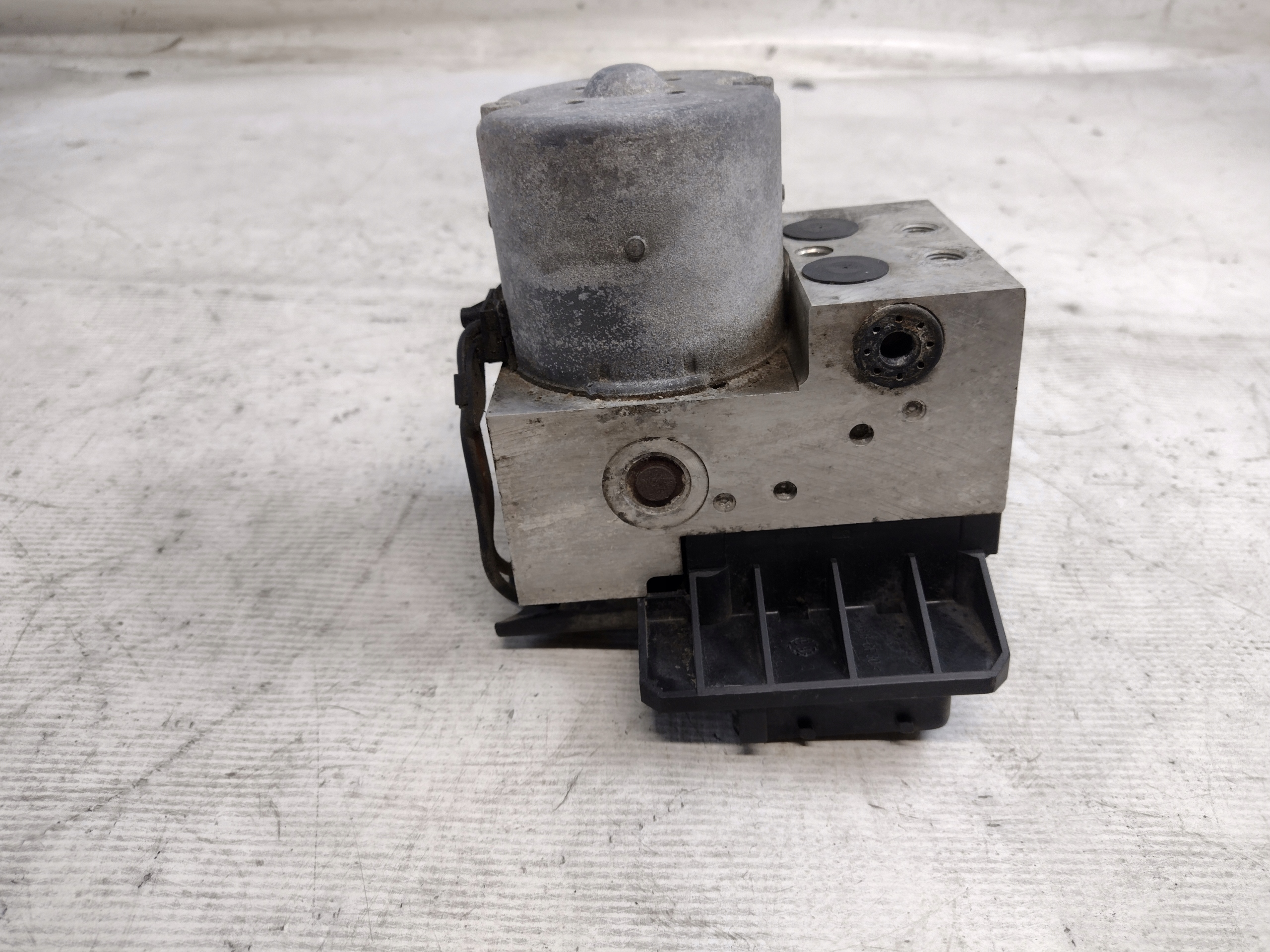 Pompa ABS Audi A6 C5 2,8B 8E0614111T