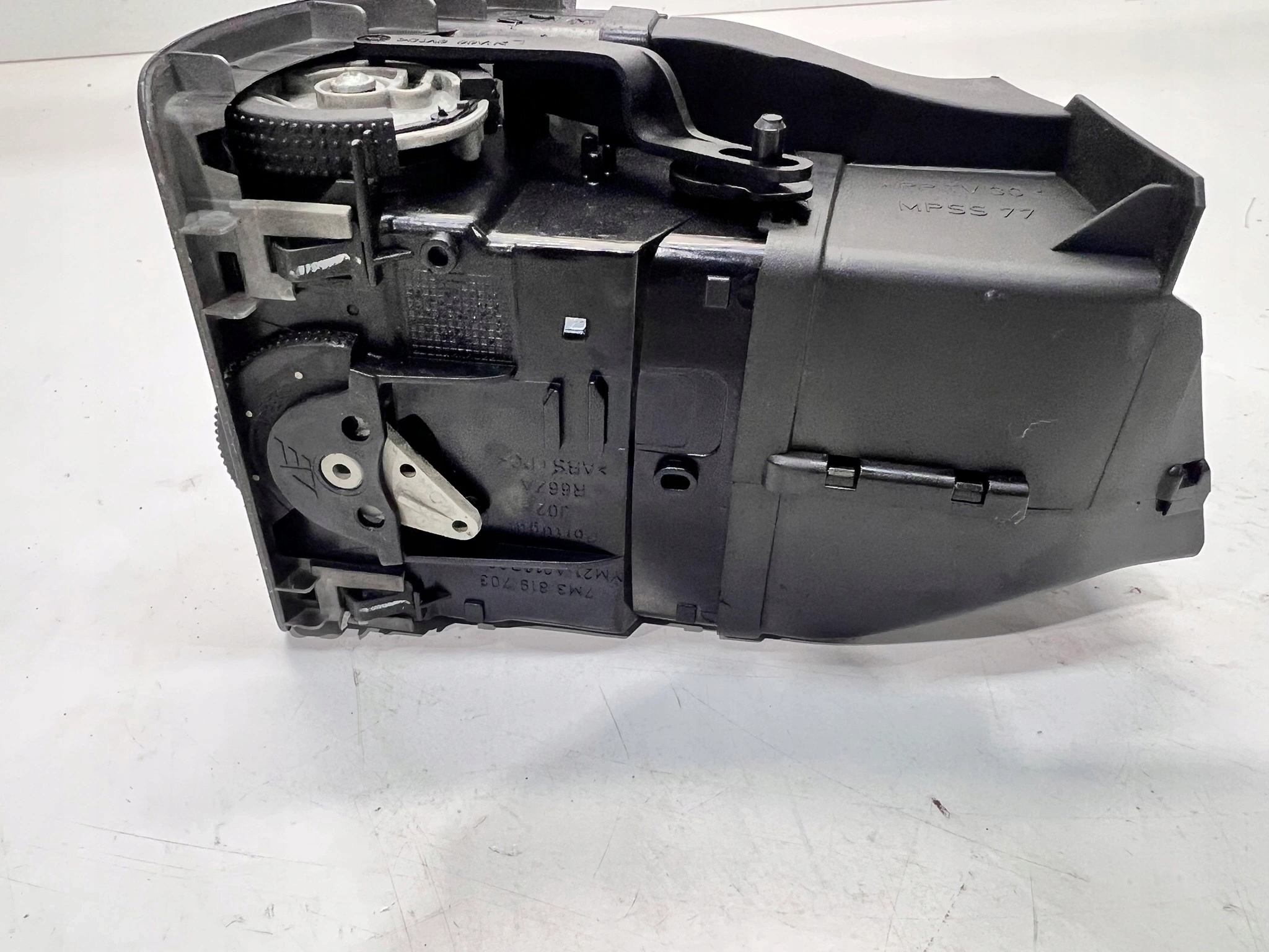 grid air conditioning devices left VW SHARAN 7M3819703D