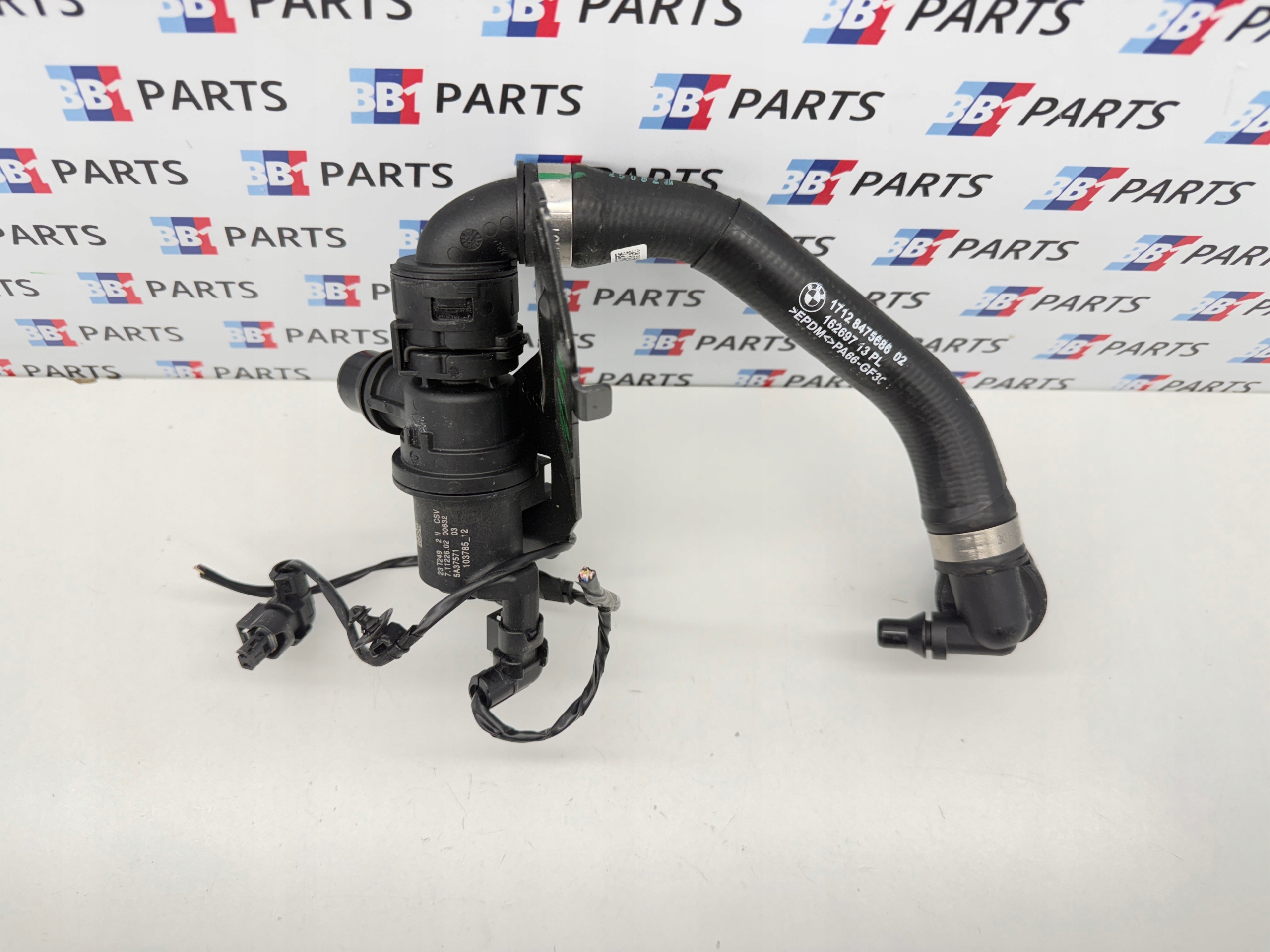BMW I4 G26 crijevo prijenos vode ventil pumpa 5A37571 8475686
