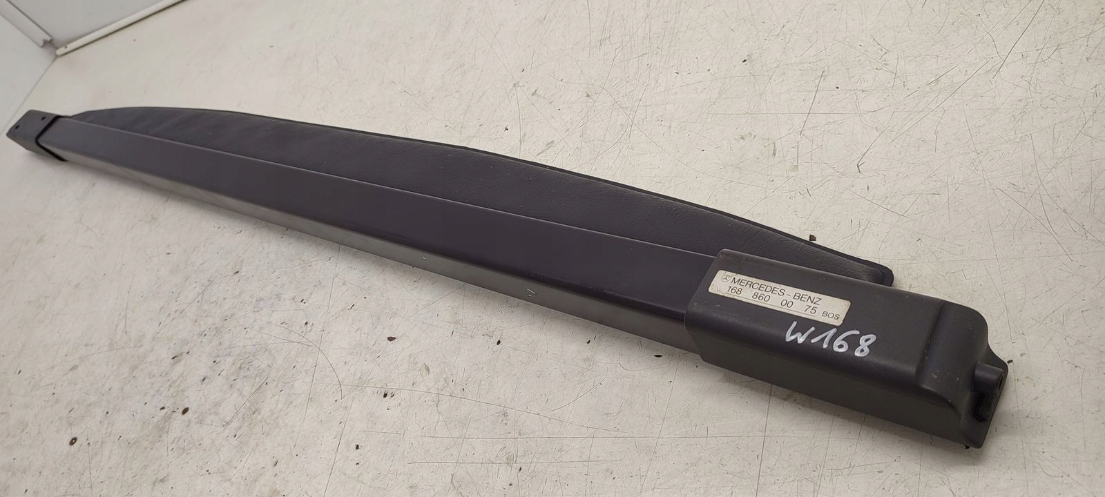 blinds boot Mercedes W168