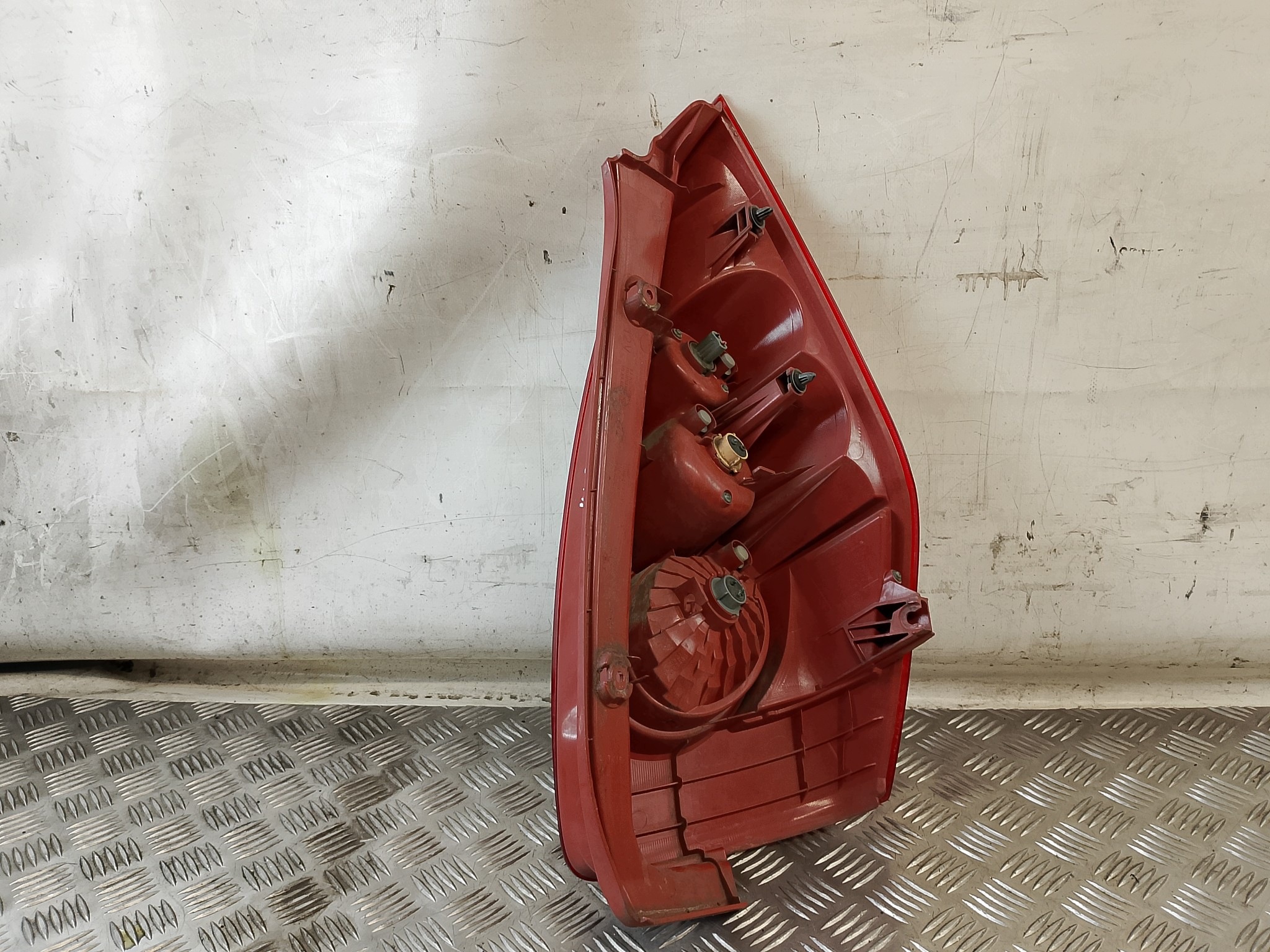 light left rear left rear part MAZDA 5 and C23551160