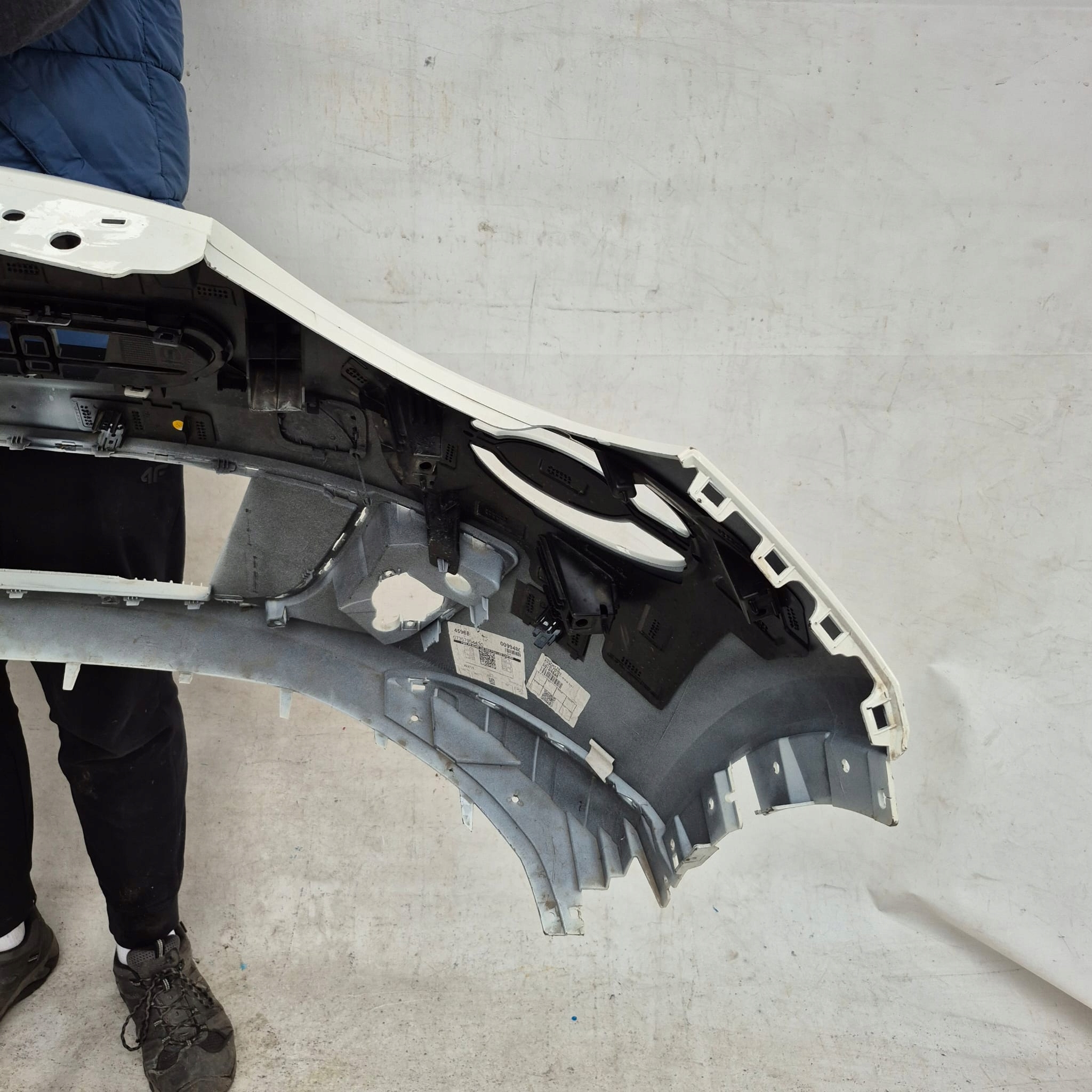 FIAT 600 23-> bumper front front PDC