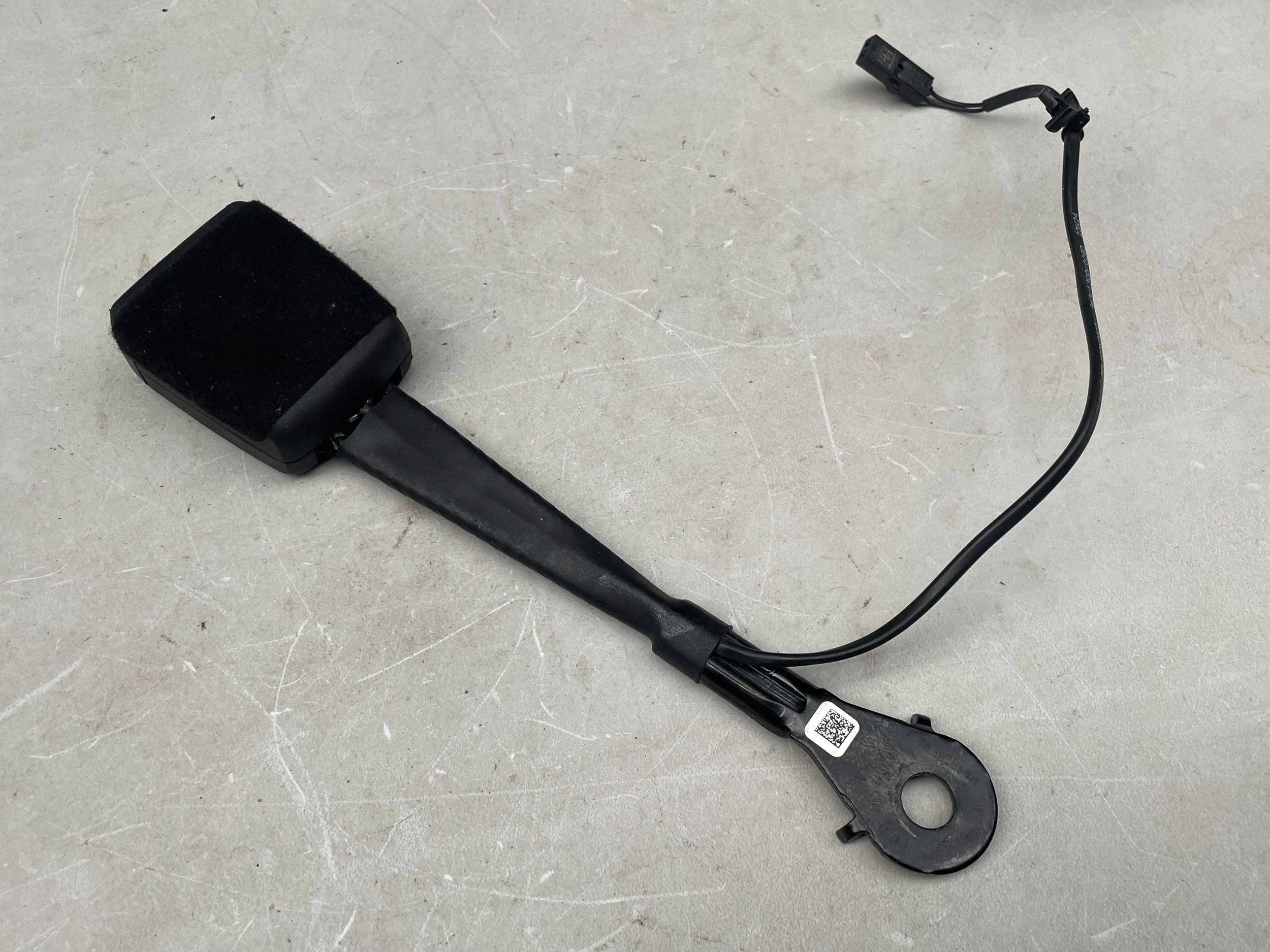 KLAMRA steny predného SEAT IBIZA V (KJ) 8Y0857755 @M