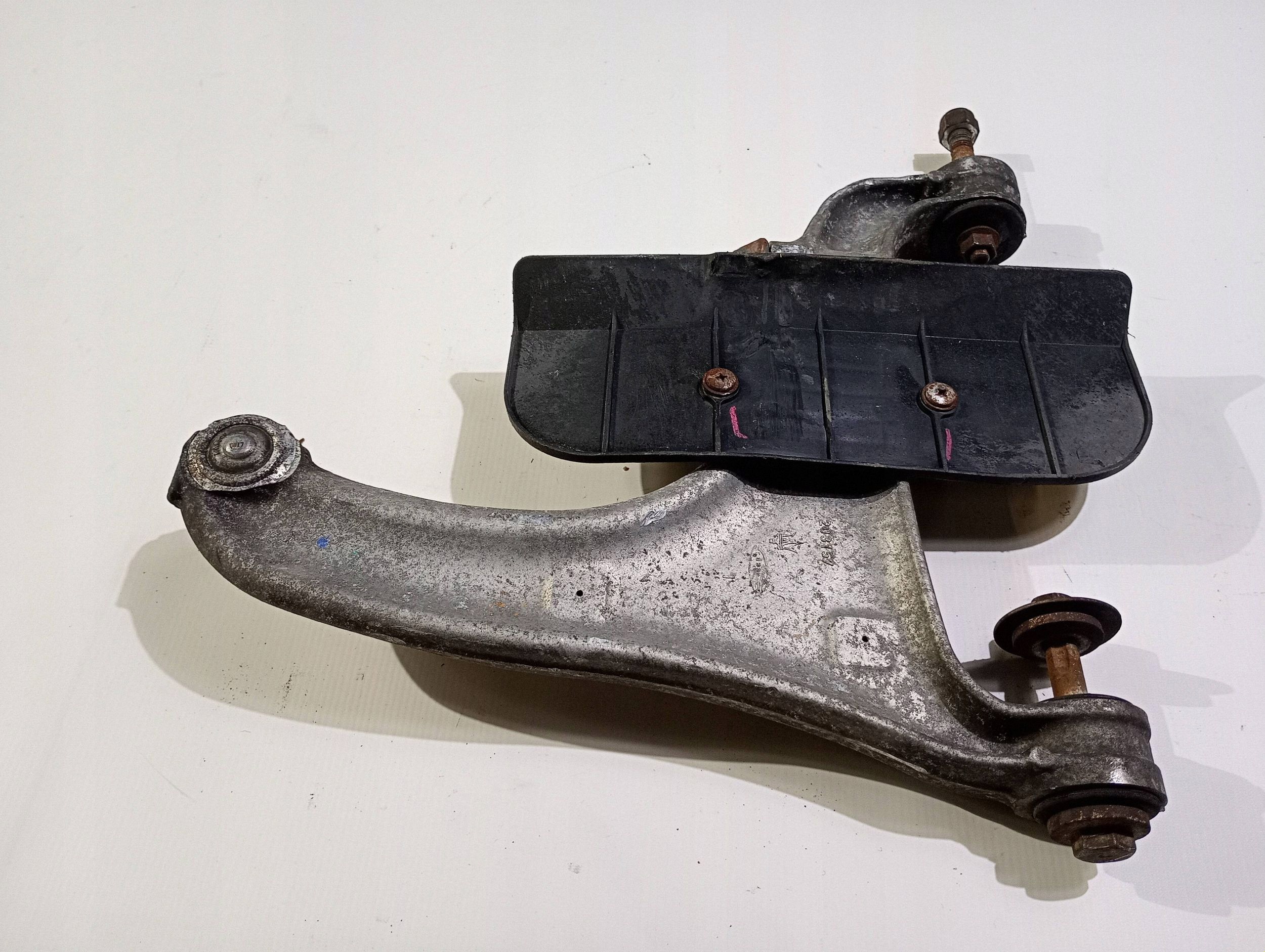 arm left rear part rear left Maserati GranTurismo 2008