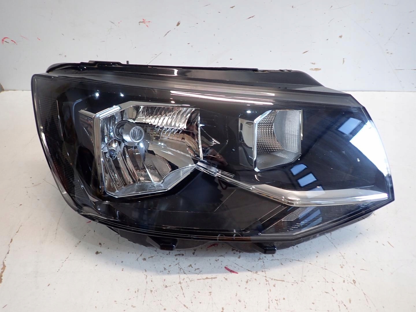 light front front right VW T6 2015- 7E1941016L