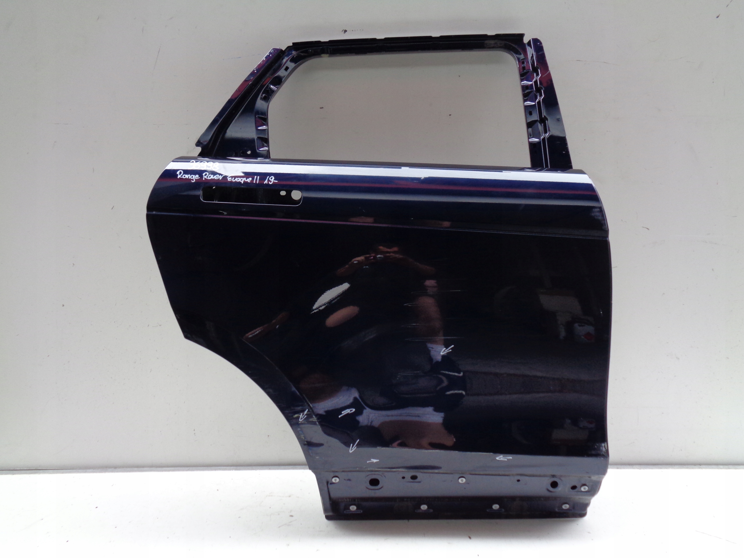 door right rear. RANGE ROVER EVOQUE II 19- NR 36998