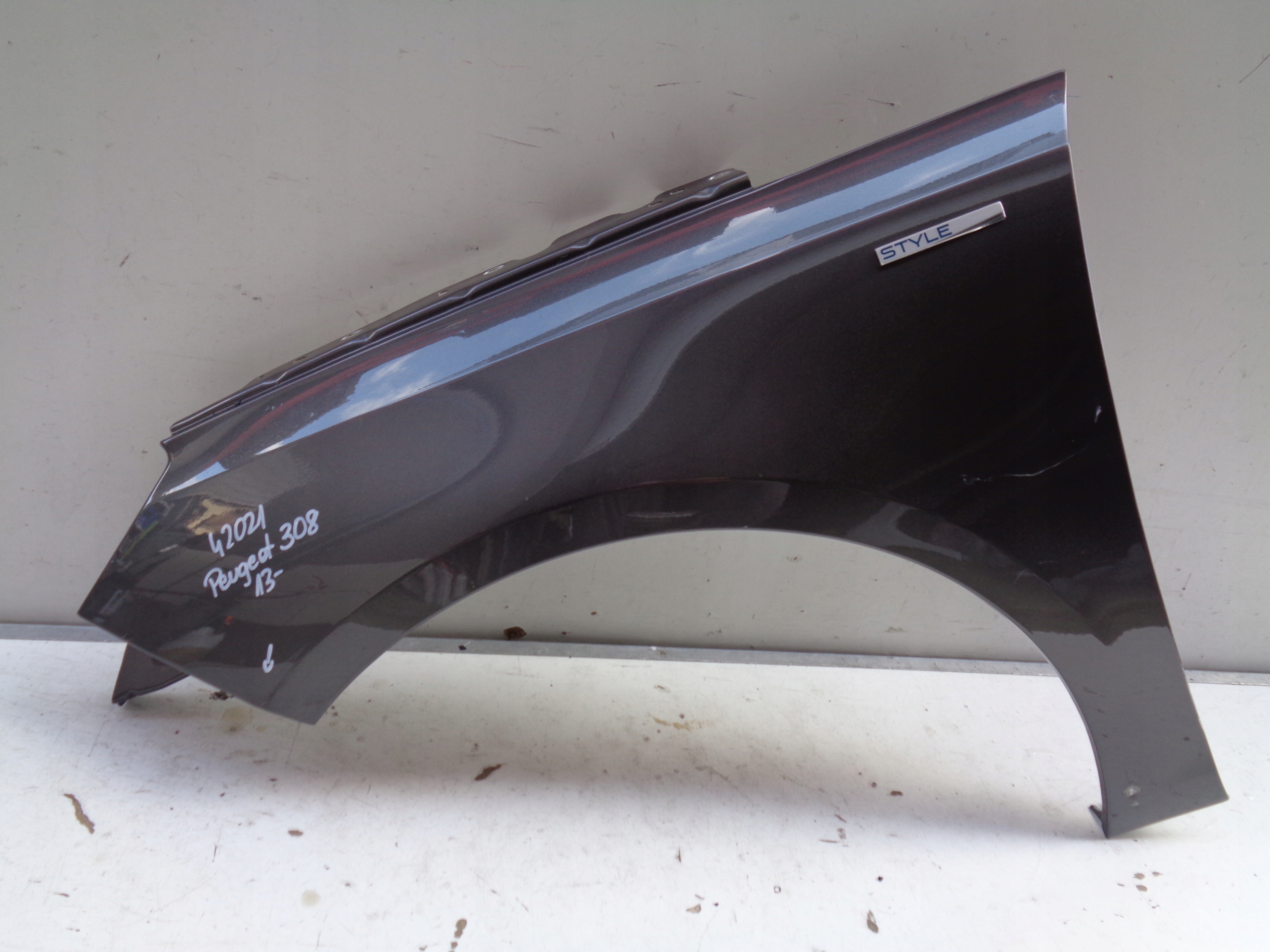 fender left front PEUGEOT 308 13- NR 42021
