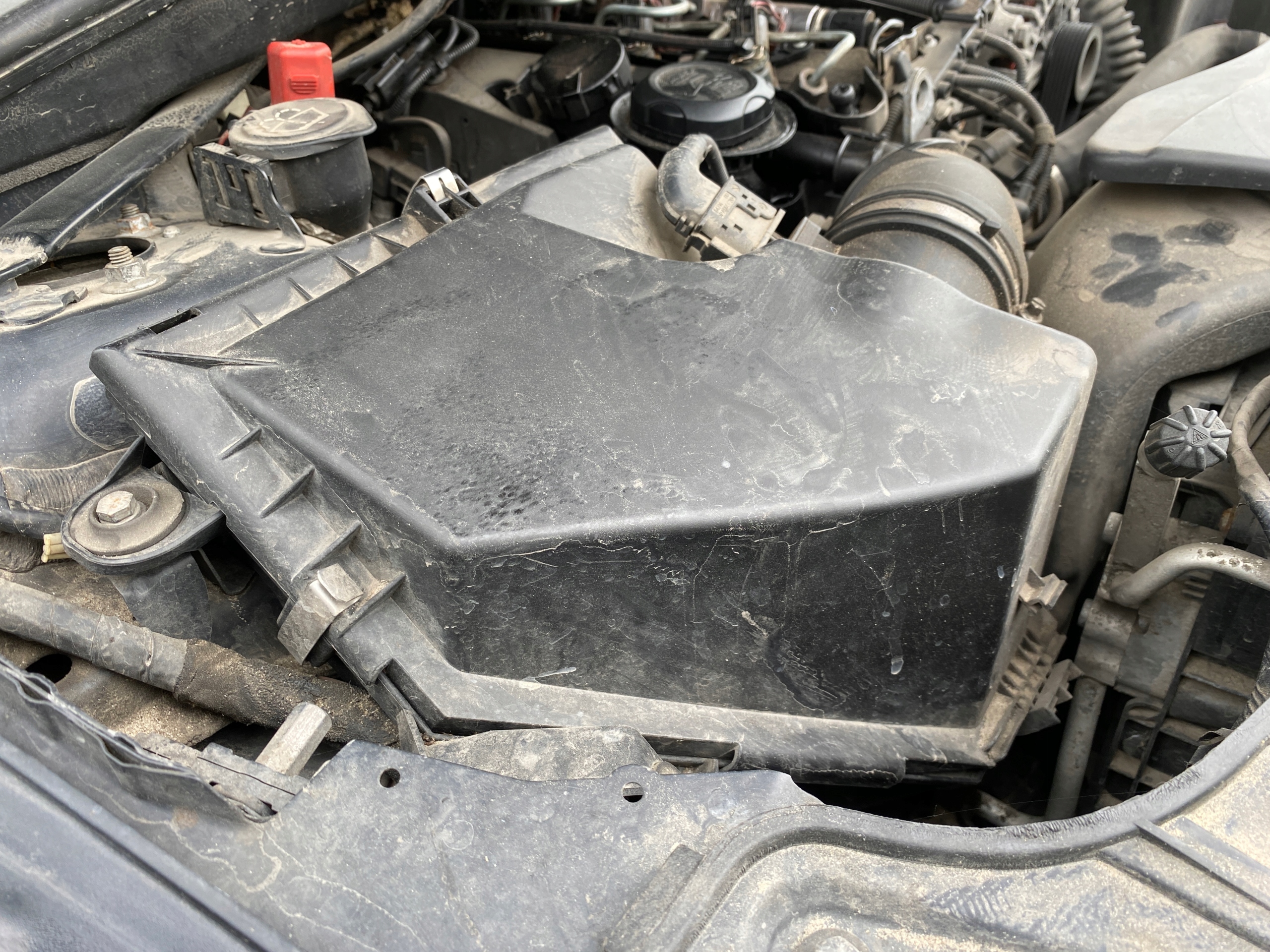 Gehäuse filter luft BMW 1 und E87 07-11 2.0 D