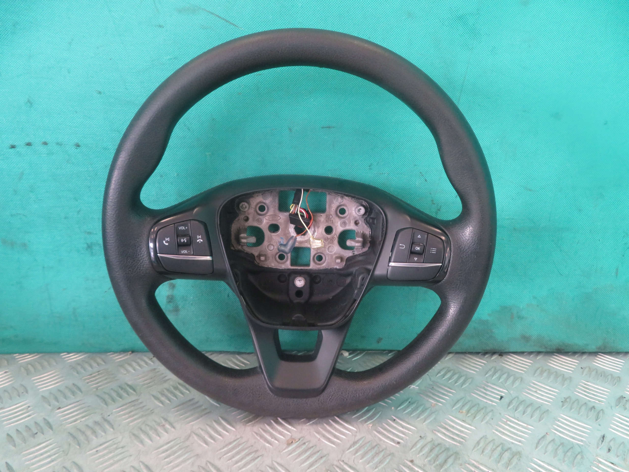 lenkrad MULTIFUNKCYJNA FORD TRANSIT 22R JK213600DA3ZHE