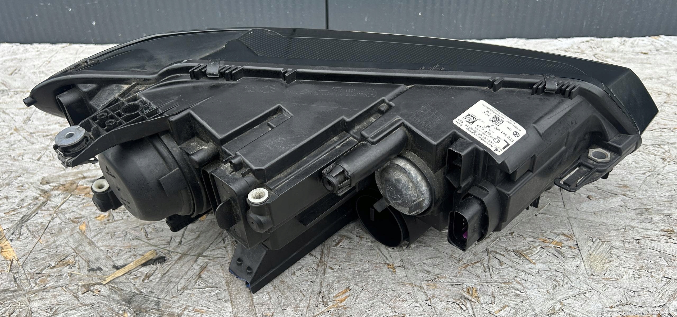 light left front front VW TOURAN II 5TA 15- 5TB941005A