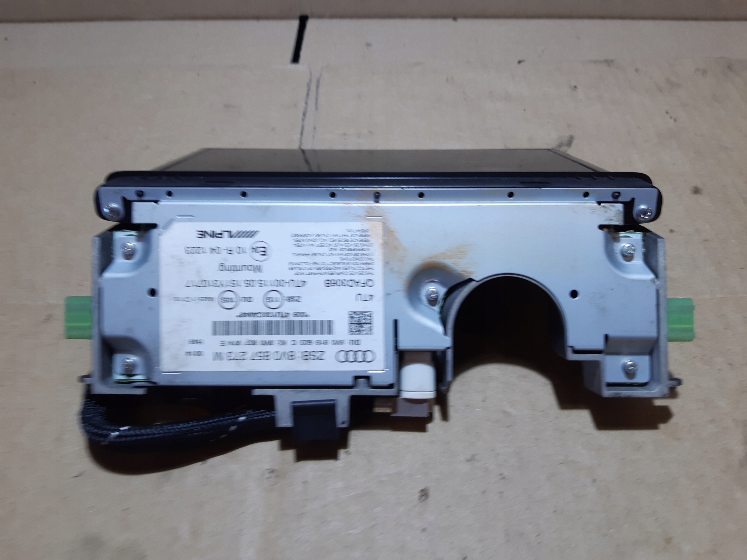 AUDI A3 8V display LCD MMI navigation devices 8V0857273M