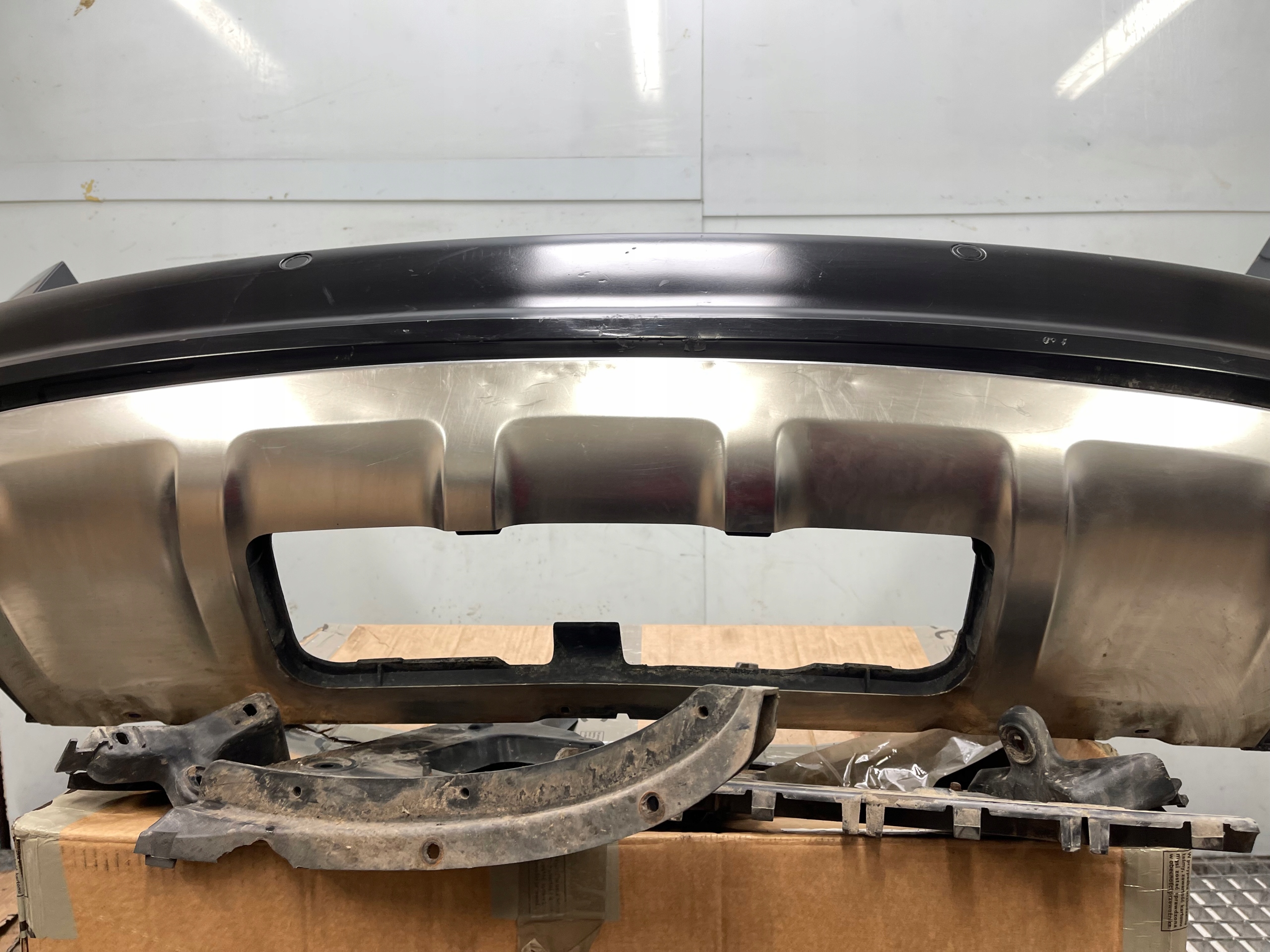 bumper rear part rear AUDI A6 C6 ALLROAD 4PDC below towing + supports complete