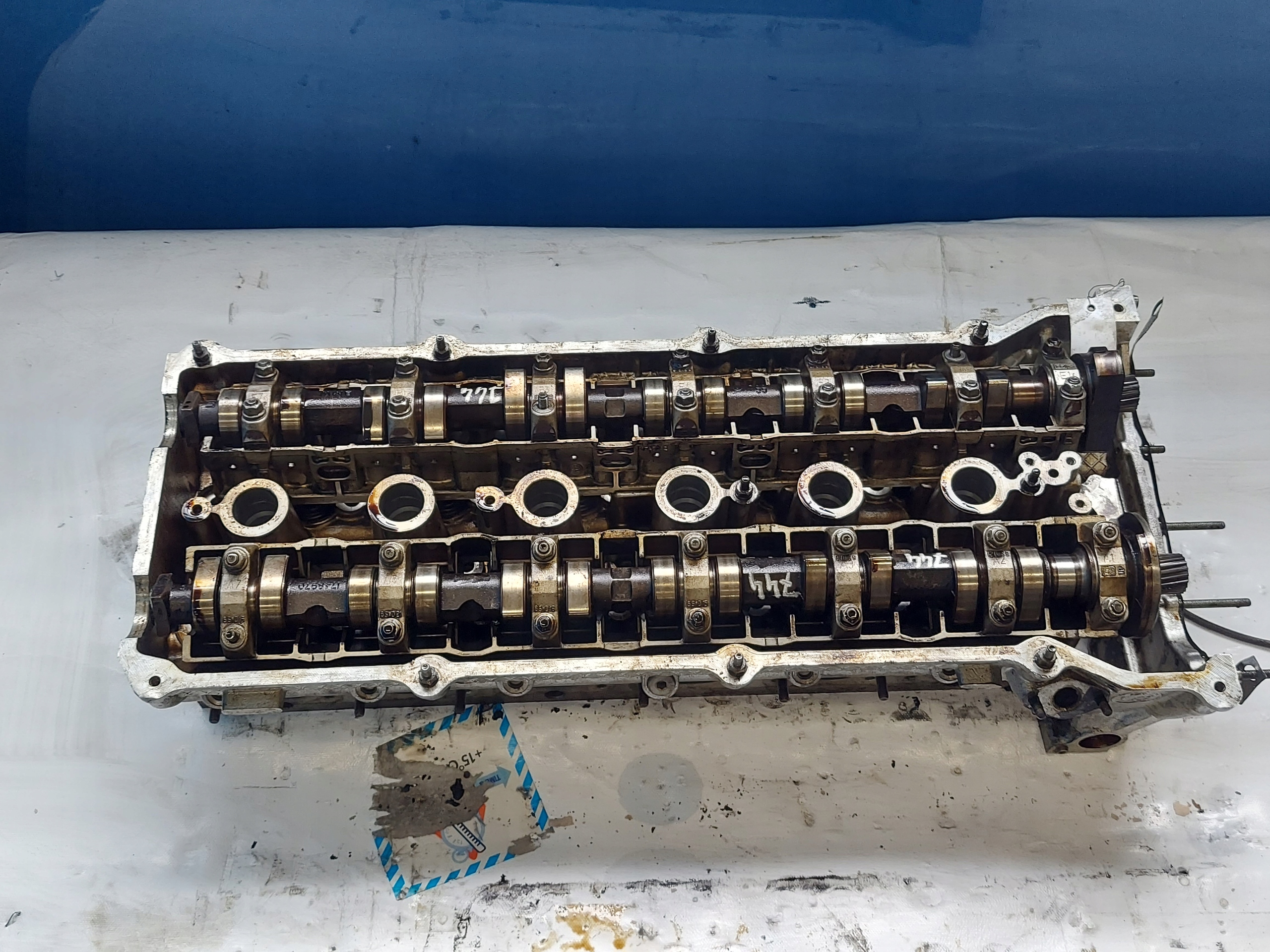 head. BMW E39 2.2 R6 1436812