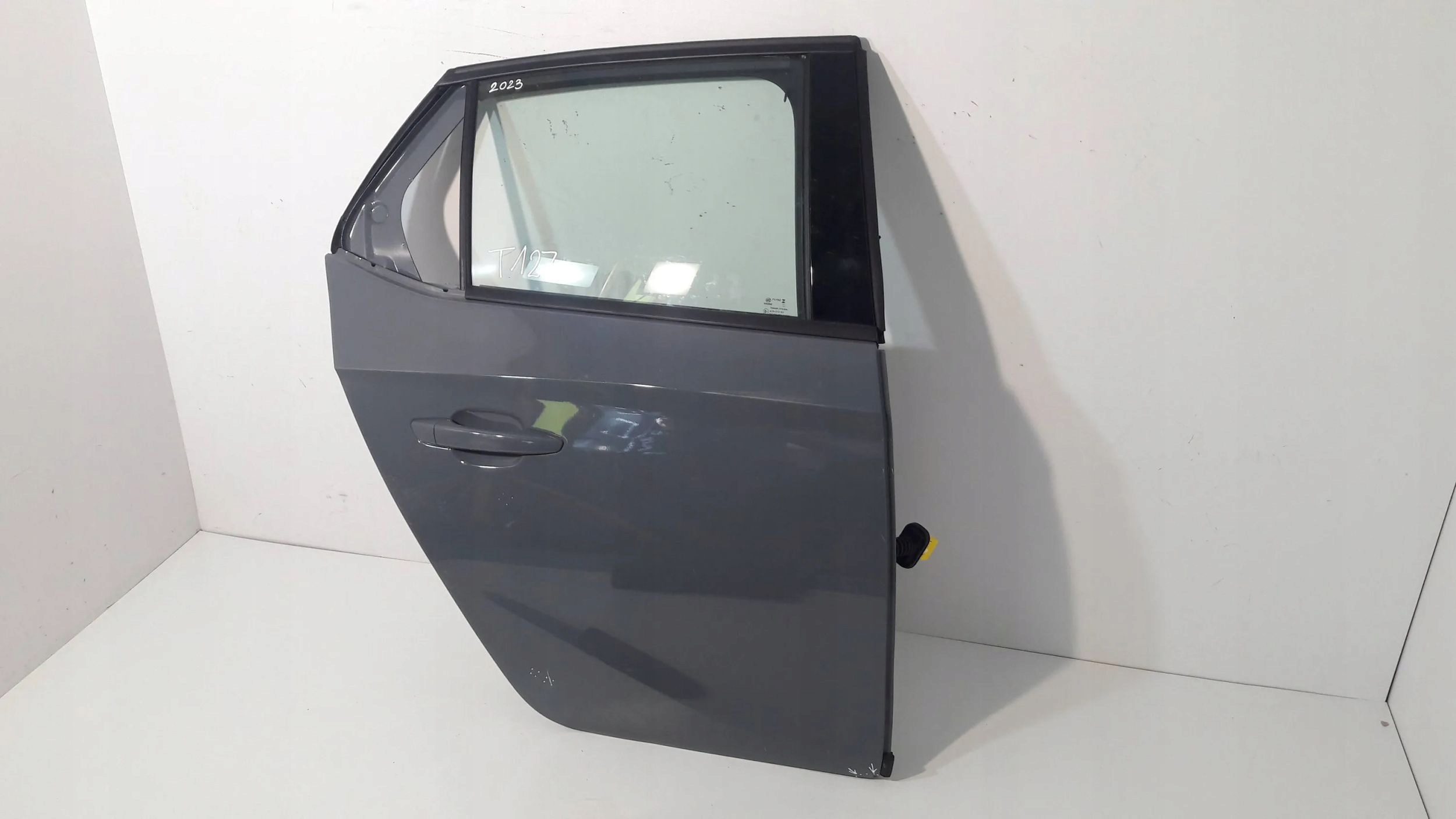 Opel Corsa F dvere predné