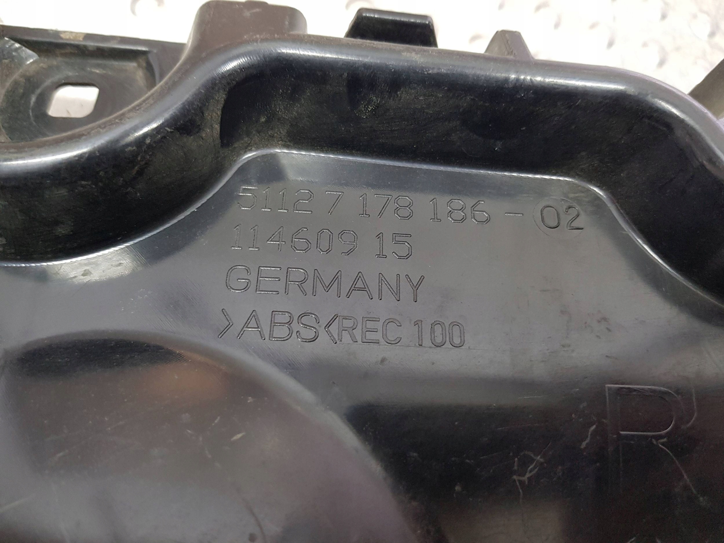 bumper bracket right rear part 7178186 BMW E60