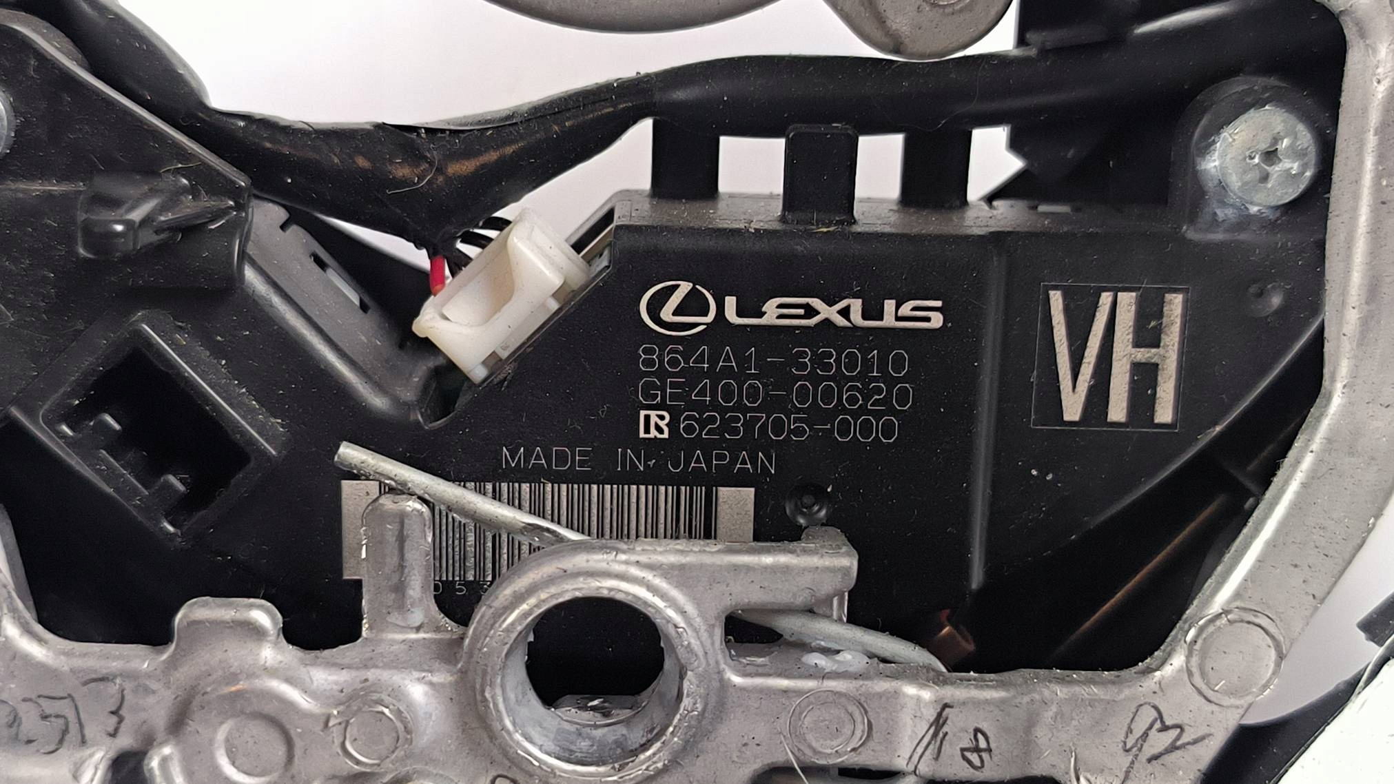 volant 864A1-33010 LEXUS ES300H VII