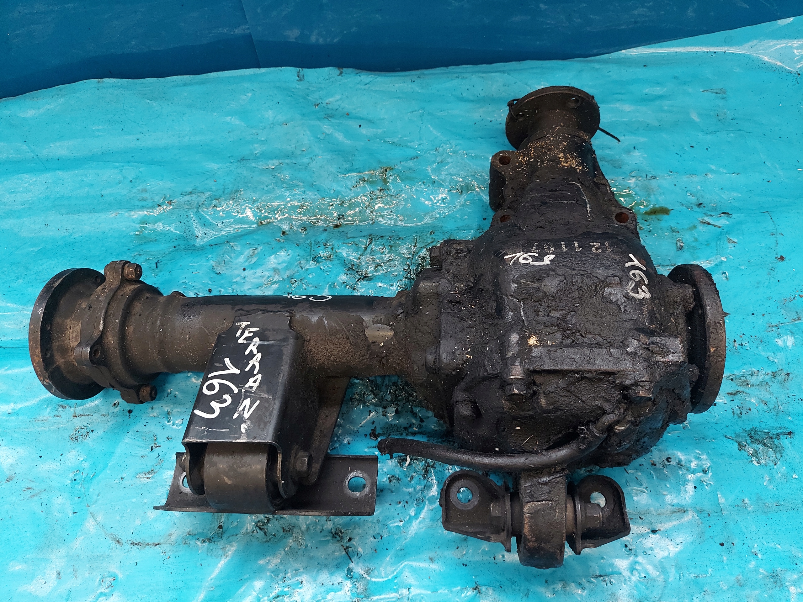 REDUKTOR DIFFERENZIALE TERRANO 2.7 TDI 121197 Anteriore