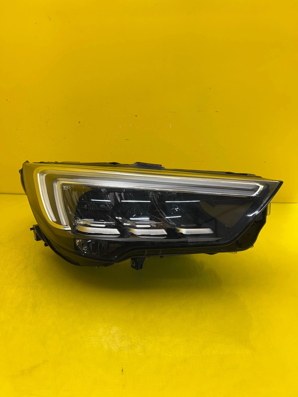 light right Opel Crossland X 16- Full Led 39129264