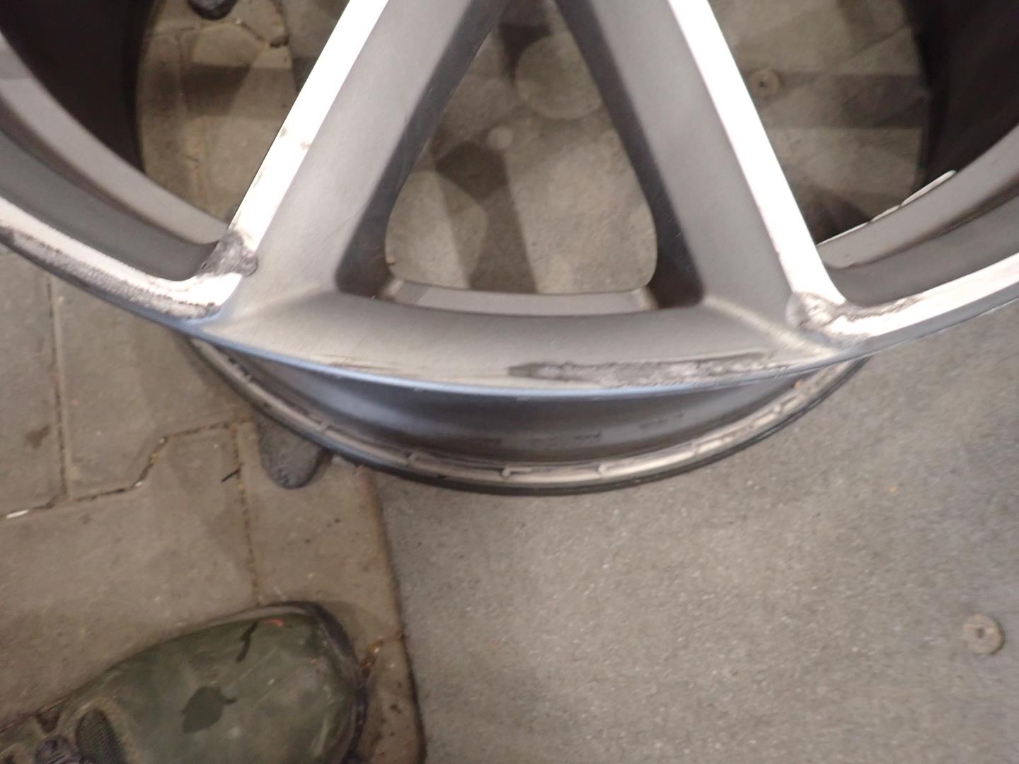 disk disk AUDI 8R0 5x112 ET33 8,5J 20" 8R0601025CH