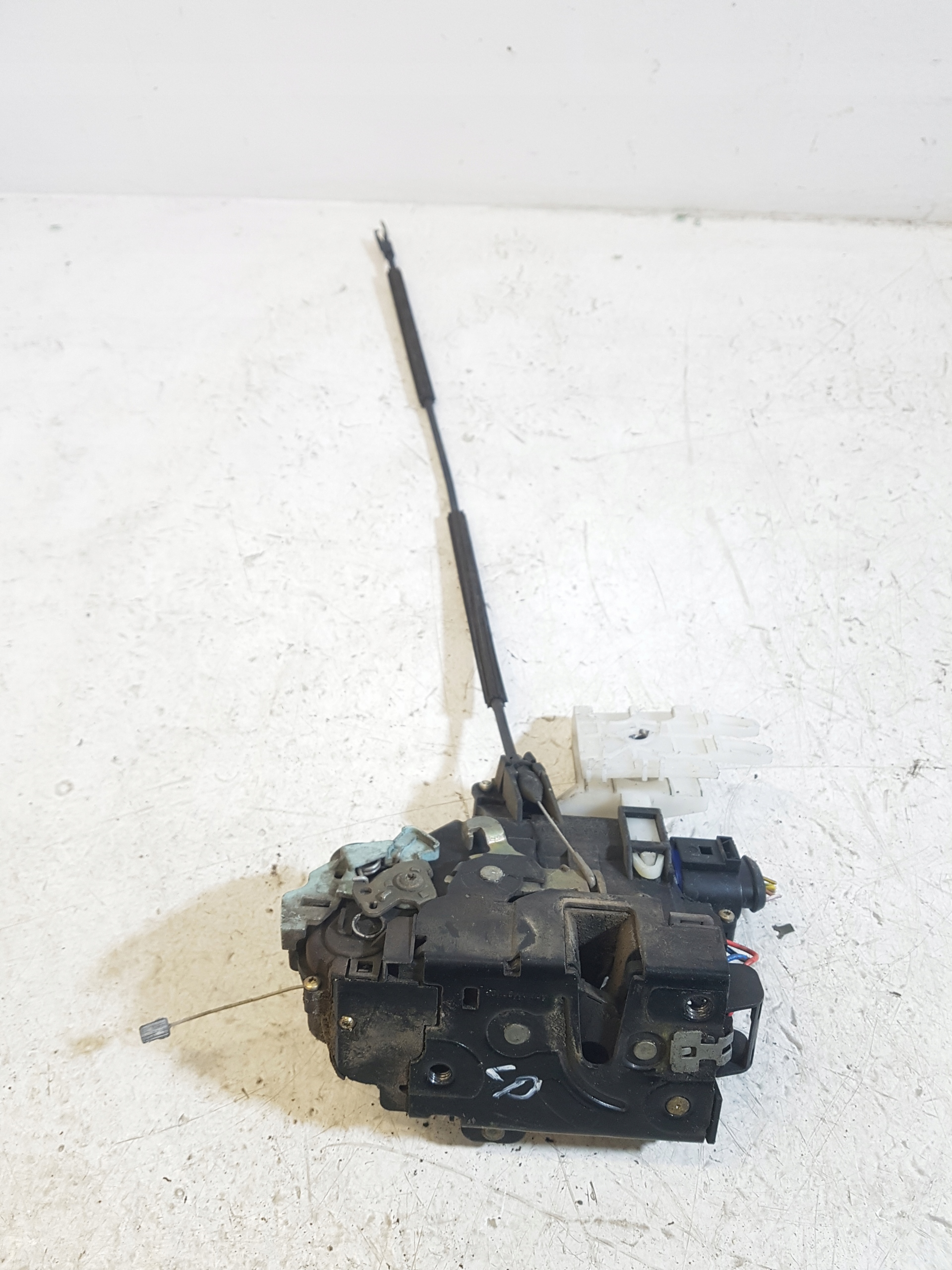 lock door left front SEAT TOLEDO 3 7 PIN 3D1837015